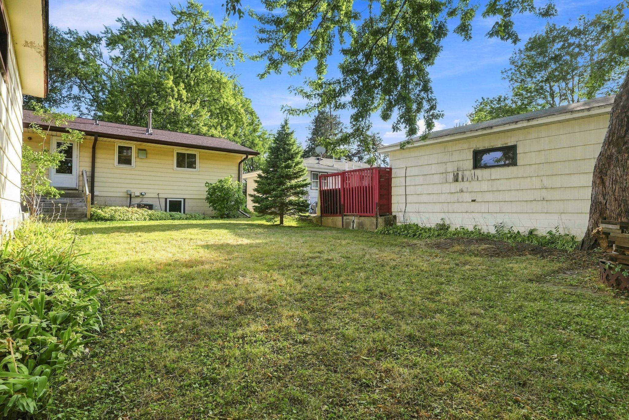 View of Residential at 725 50 1/2 Avenue, Columbia Heights MN 55421, Columbia Heights (40 of 45) - Mike Wilen | Minnesota Team Real Estate