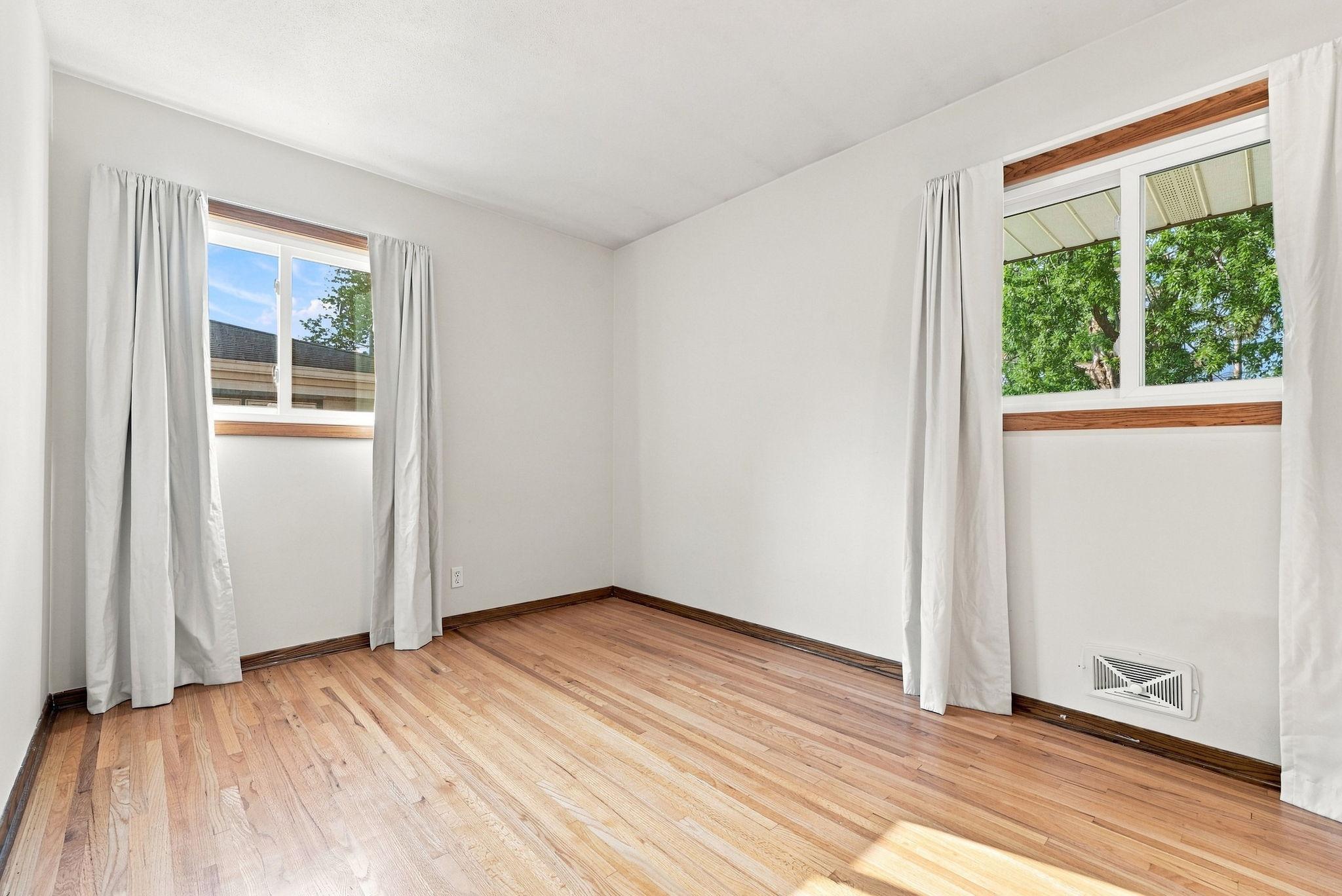 View of Residential at 725 50 1/2 Avenue, Columbia Heights MN 55421, Columbia Heights (13 of 45) - Mike Wilen | Minnesota Team Real Estate