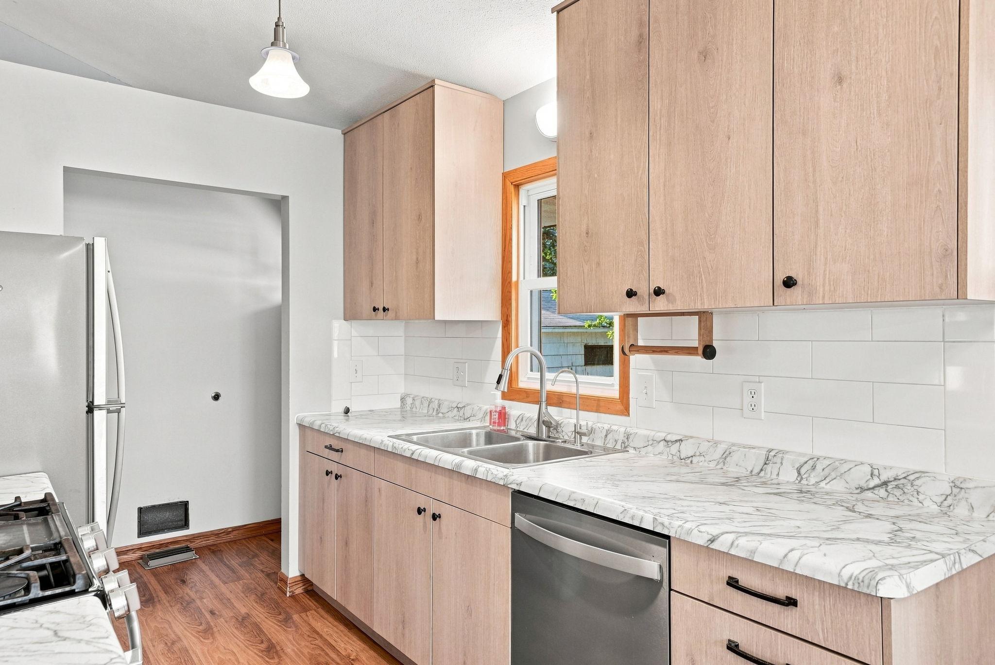 View of Residential at 725 50 1/2 Avenue, Columbia Heights MN 55421, Columbia Heights (11 of 45) - Mike Wilen | Minnesota Team Real Estate
