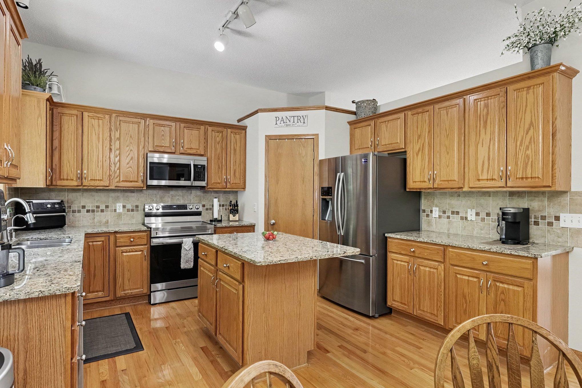 View of Residential at 14901 Hillside Trail, Savage MN 55378, Savage (7 of 25) - Mike Wilen | Minnesota Team Real Estate
