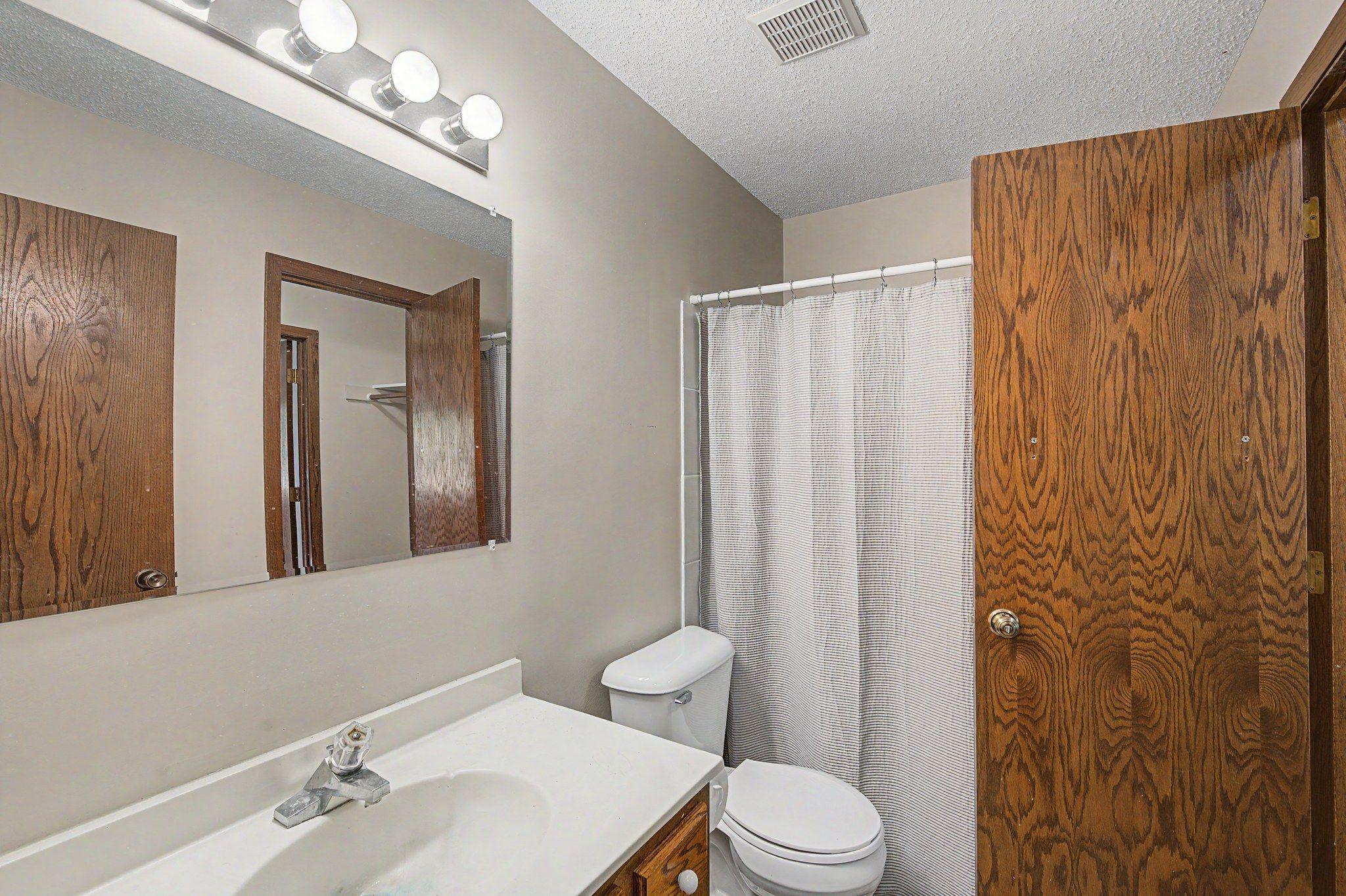 View of Residential at 4749 Spring Circle, Minnetonka MN 55345, Minnetonka (27 of 38) - Mike Wilen | Minnesota Team Real Estate