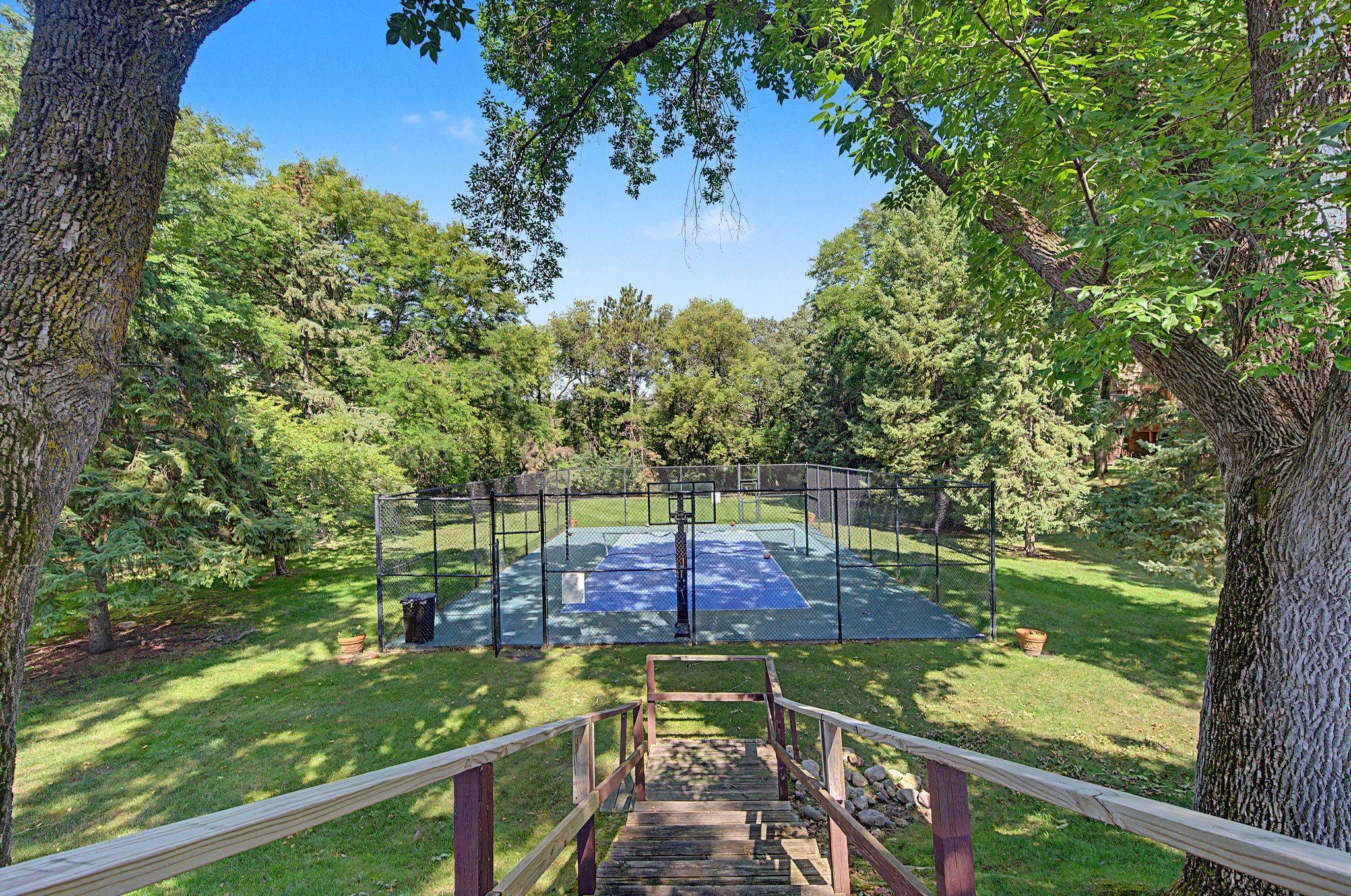 View of Residential at 4749 Spring Circle, Minnetonka MN 55345, Minnetonka (38 of 38) - Mike Wilen | Minnesota Team Real Estate