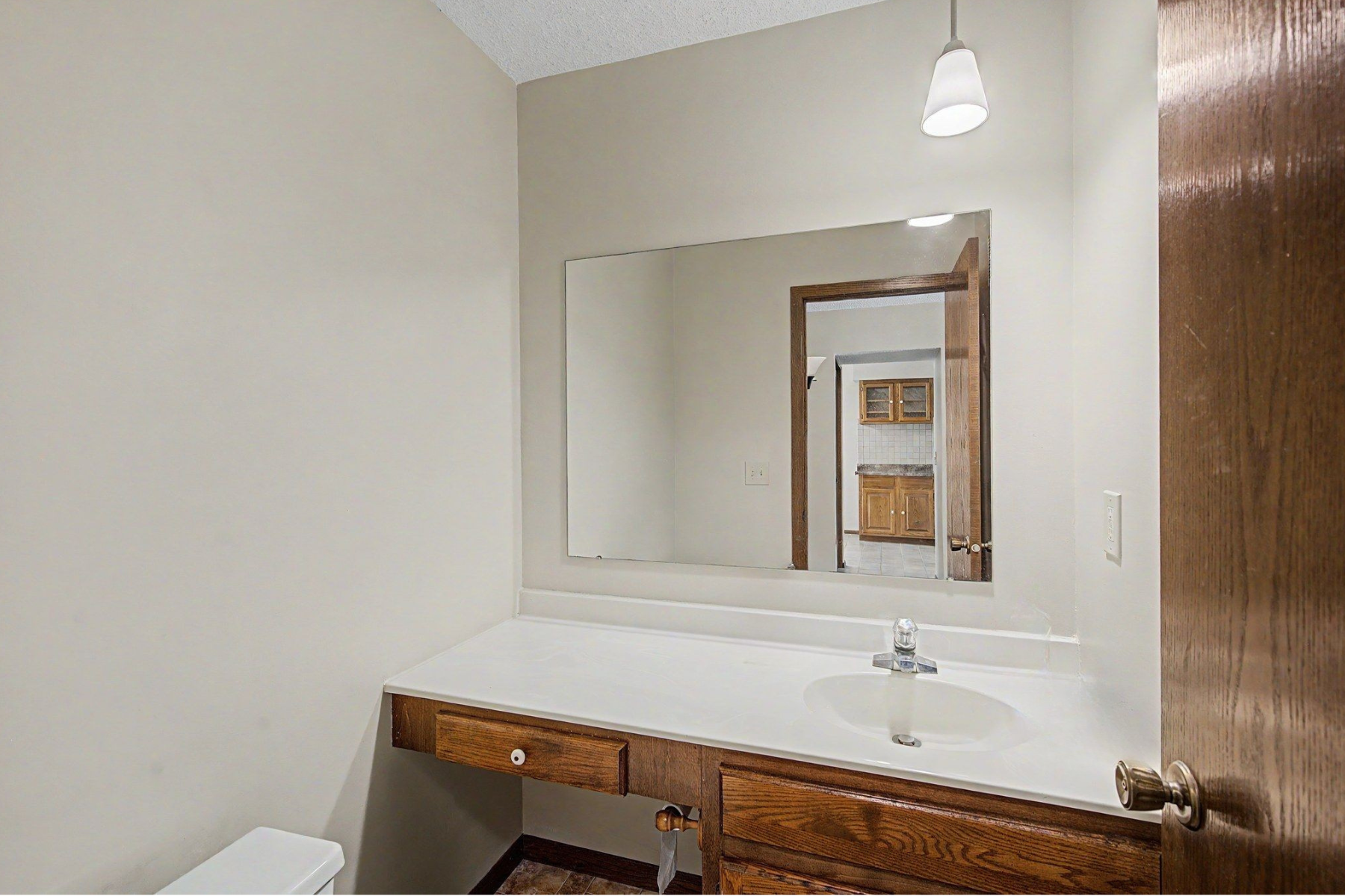 View of Residential at 4749 Spring Circle, Minnetonka MN 55345, Minnetonka (19 of 38) - Mike Wilen | Minnesota Team Real Estate