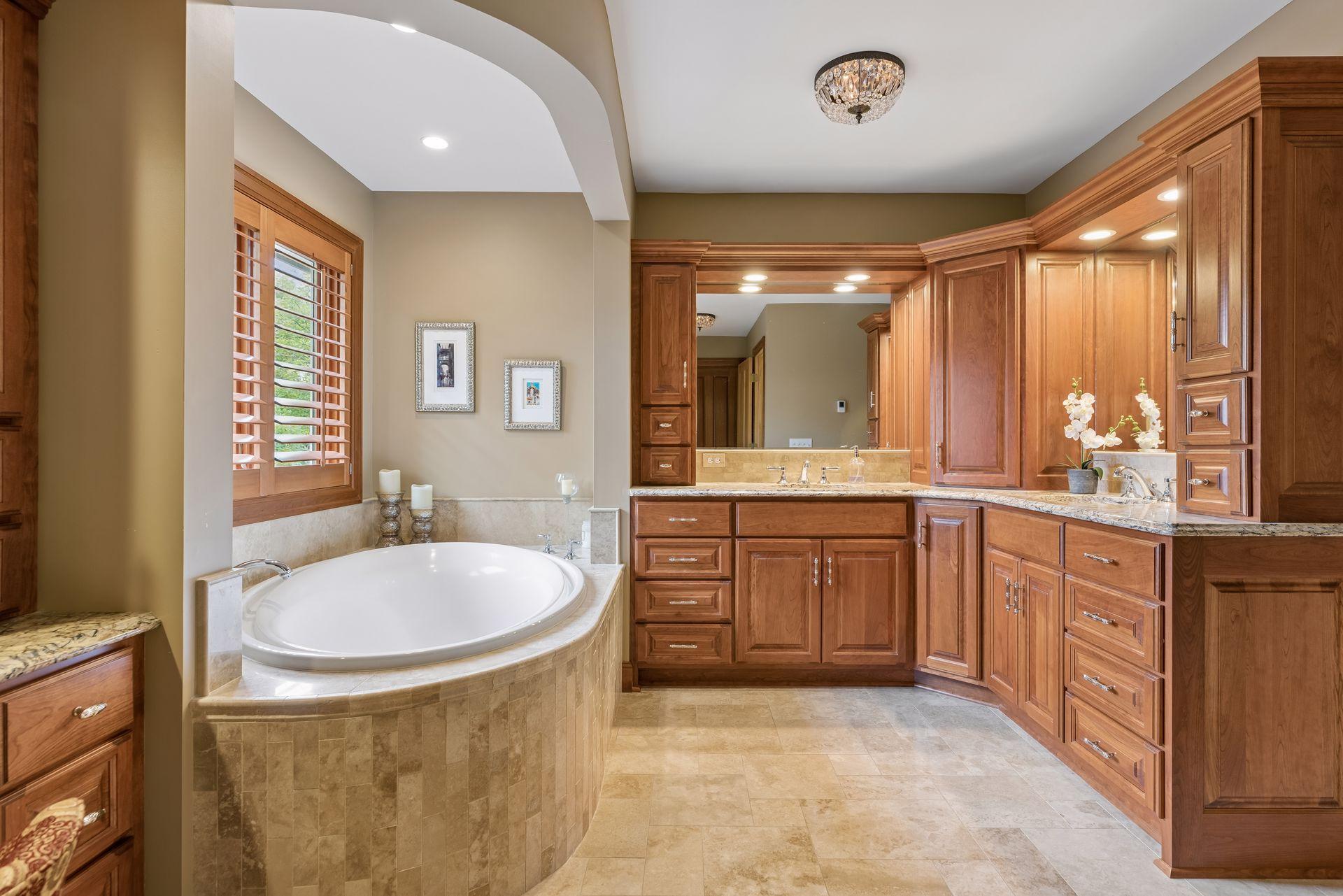 View of Residential at 16465 Eagle Ridge Drive, Minnetonka MN 55345, Minnetonka (28 of 67) - Mike Wilen | Minnesota Team Real Estate