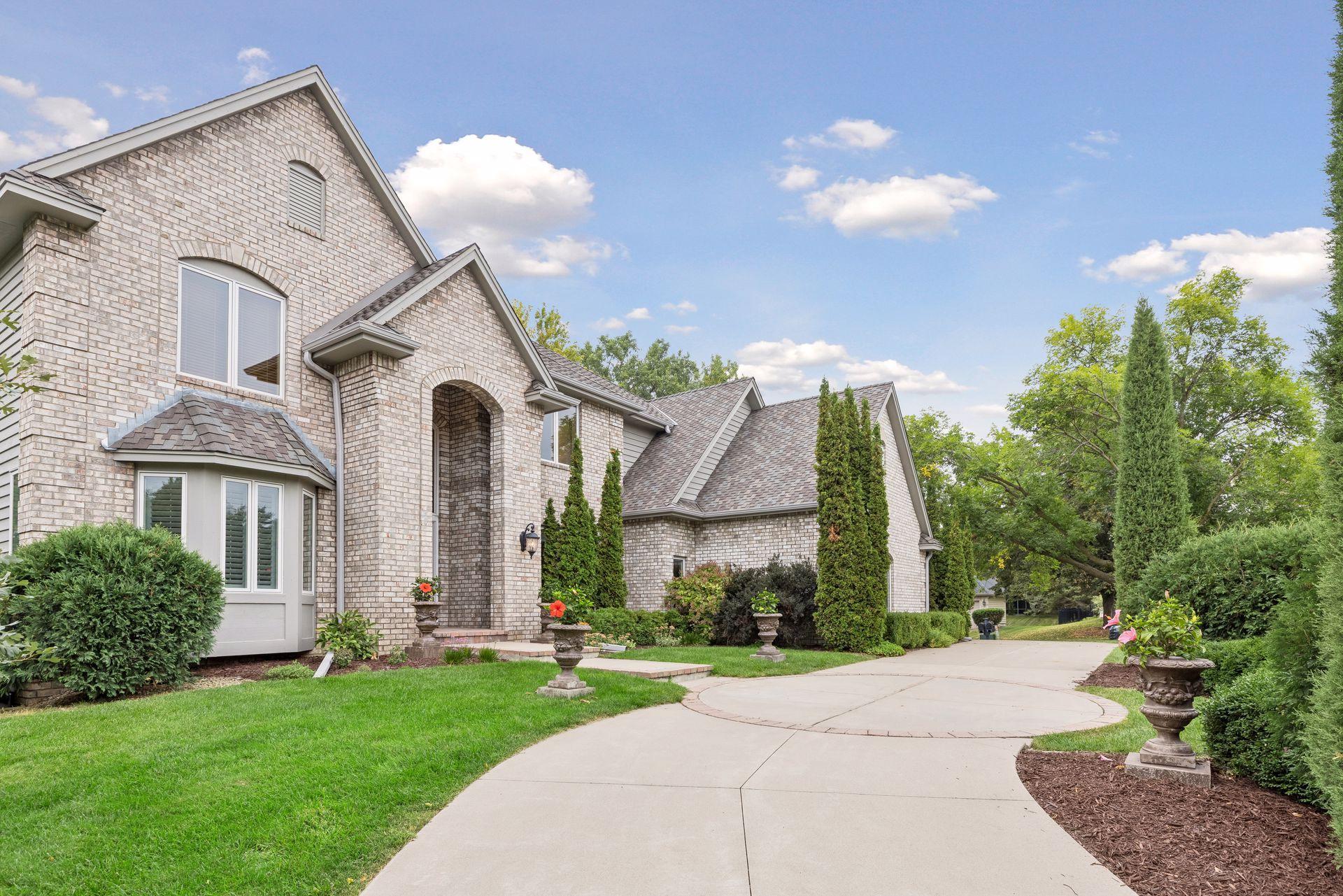 View of Residential at 16465 Eagle Ridge Drive, Minnetonka MN 55345, Minnetonka (2 of 67) - Mike Wilen | Minnesota Team Real Estate
