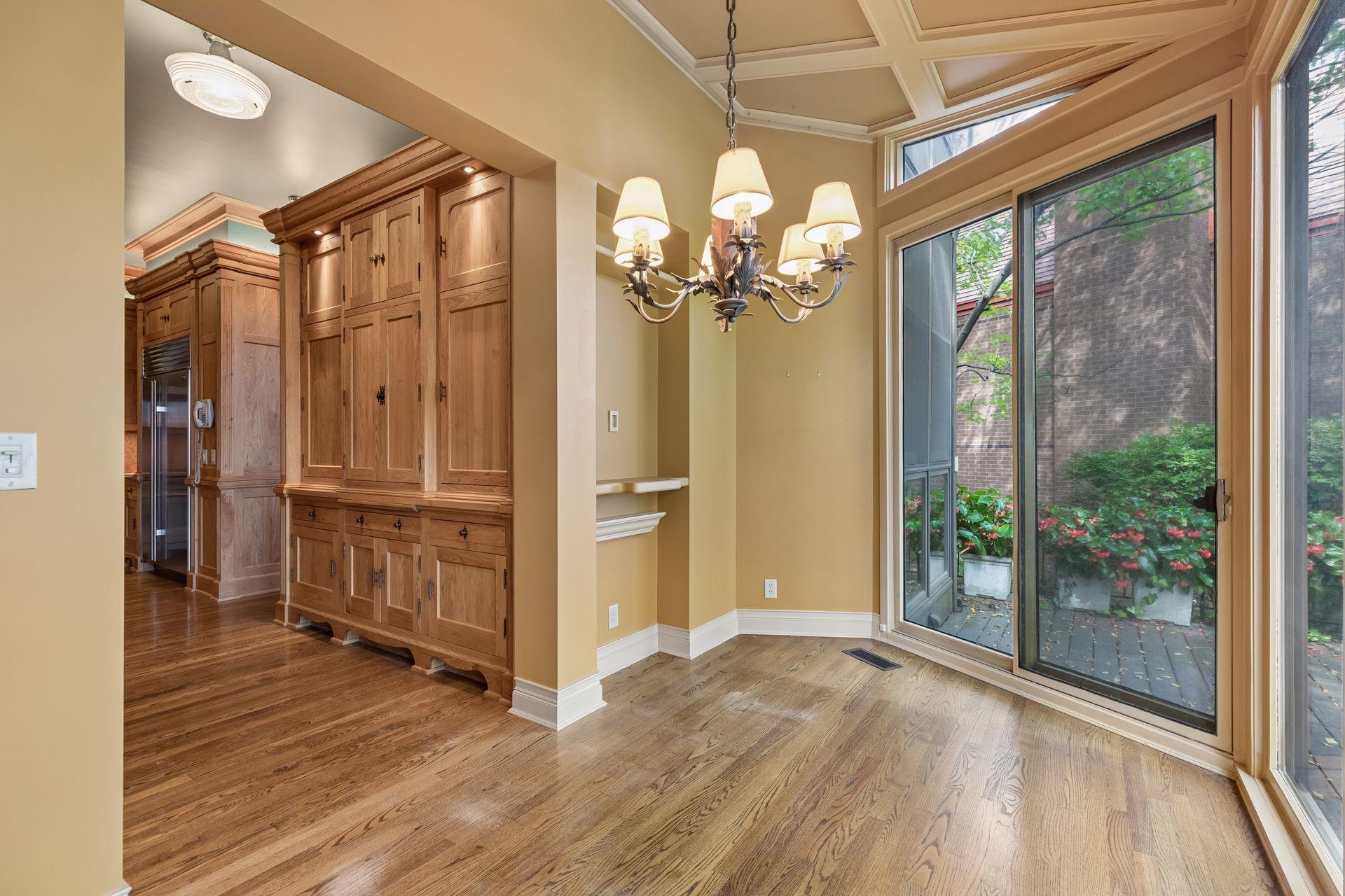 View of Residential at 1220 Mount Curve Avenue, Minneapolis MN 55403, Minneapolis (14 of 45) - Mike Wilen | Minnesota Team Real Estate