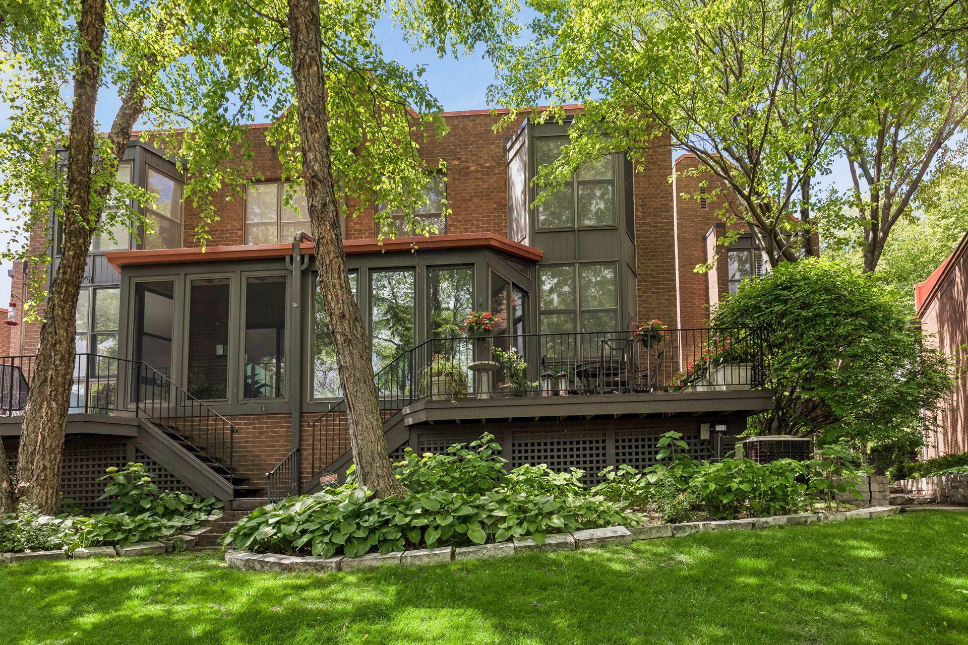 View of Residential at 1220 Mount Curve Avenue, Minneapolis MN 55403, Minneapolis (37 of 45) - Mike Wilen | Minnesota Team Real Estate
