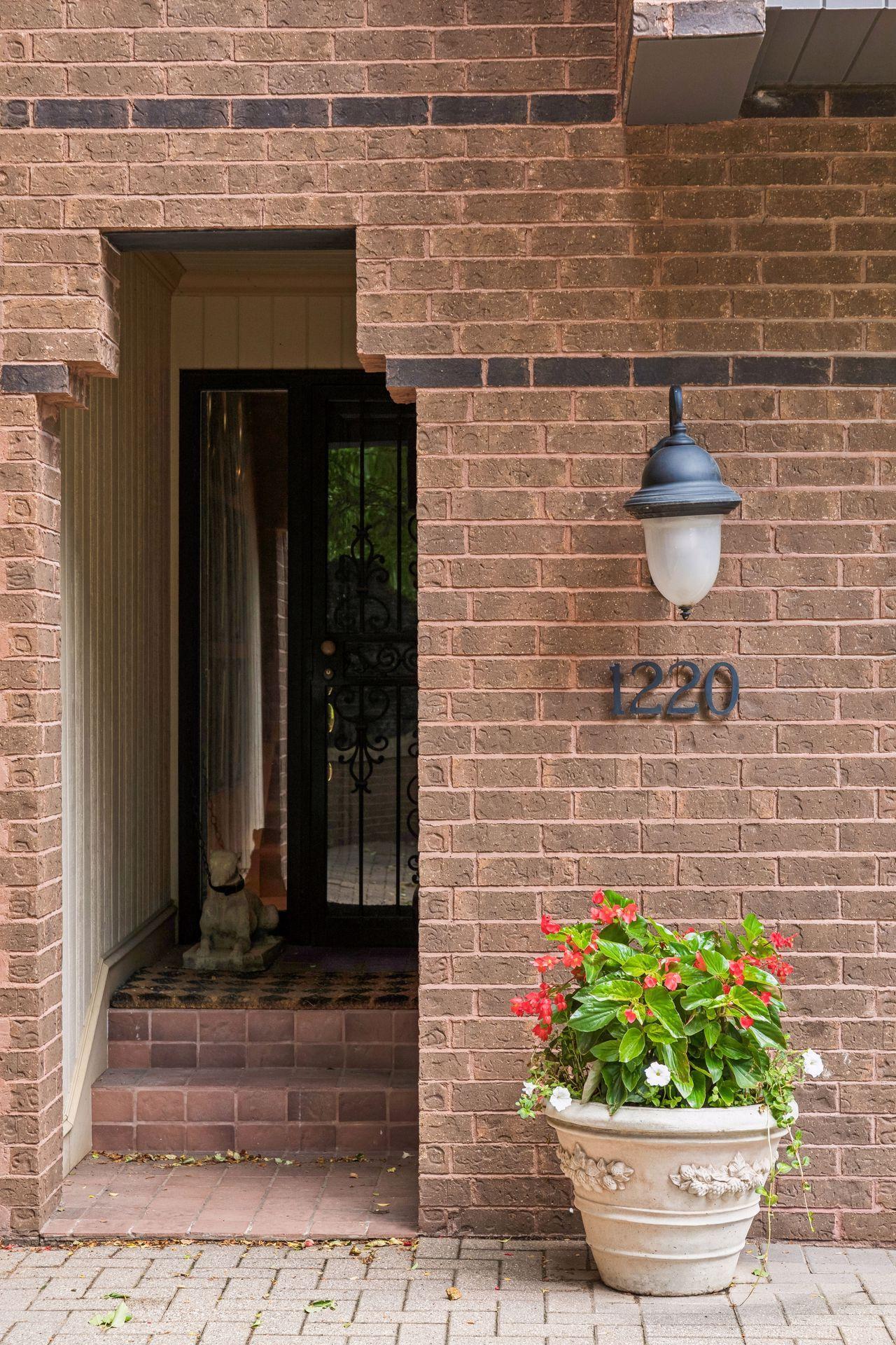 View of Residential at 1220 Mount Curve Avenue, Minneapolis MN 55403, Minneapolis (2 of 45) - Mike Wilen | Minnesota Team Real Estate