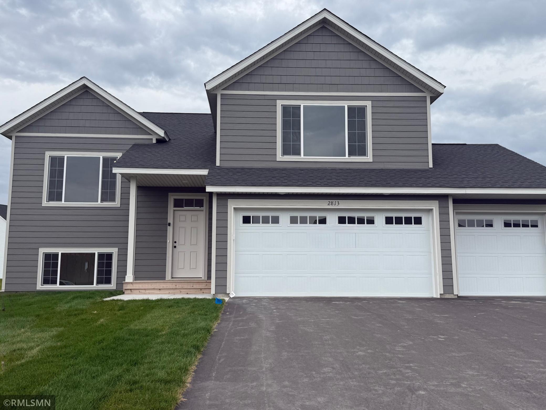 View of Single Family at 2813 Ivy Avenue, Saint Michael - Mike Wilen | Minnesota Team Real Estate