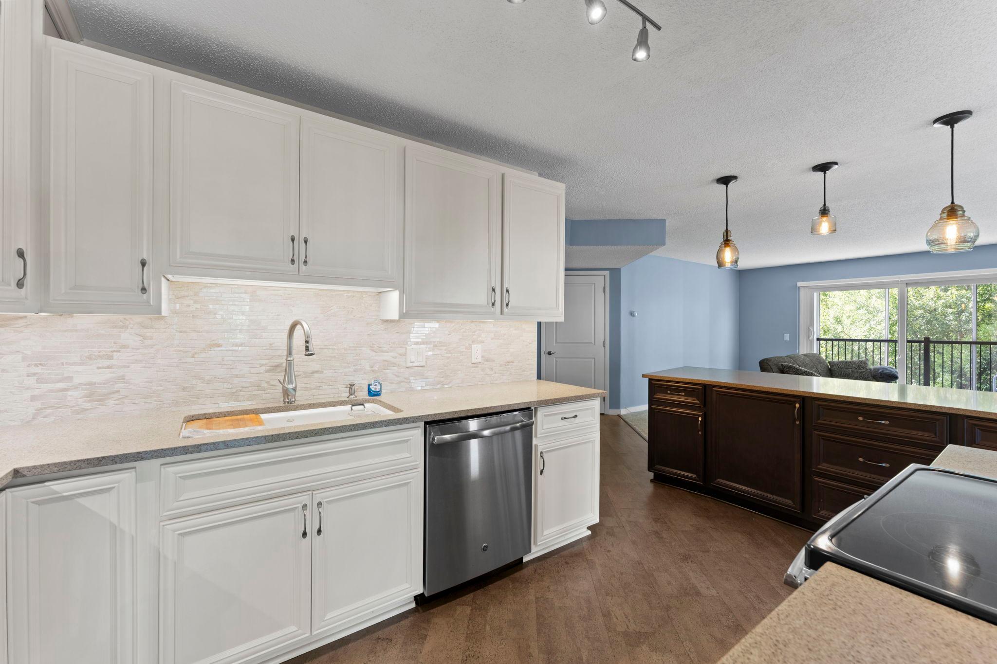 View of Residential at 3030 Saint Albans Mill Road #215, Minnetonka MN 55305, Minnetonka (22 of 50) - Mike Wilen | Minnesota Team Real Estate