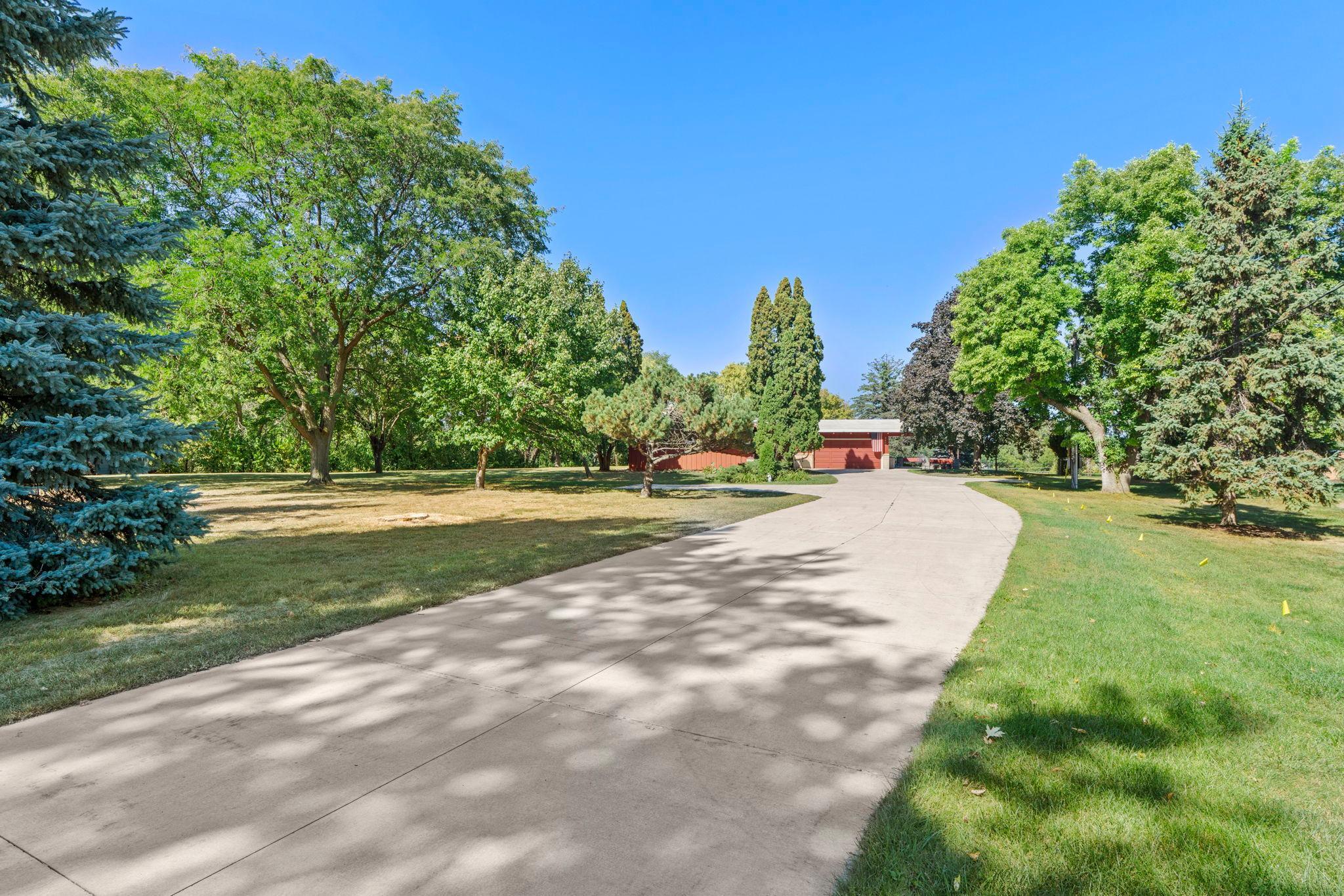 View of Residential at 2439 Hauer Trail, Shakopee MN 55379, Shakopee (6 of 62) - Mike Wilen | Minnesota Team Real Estate