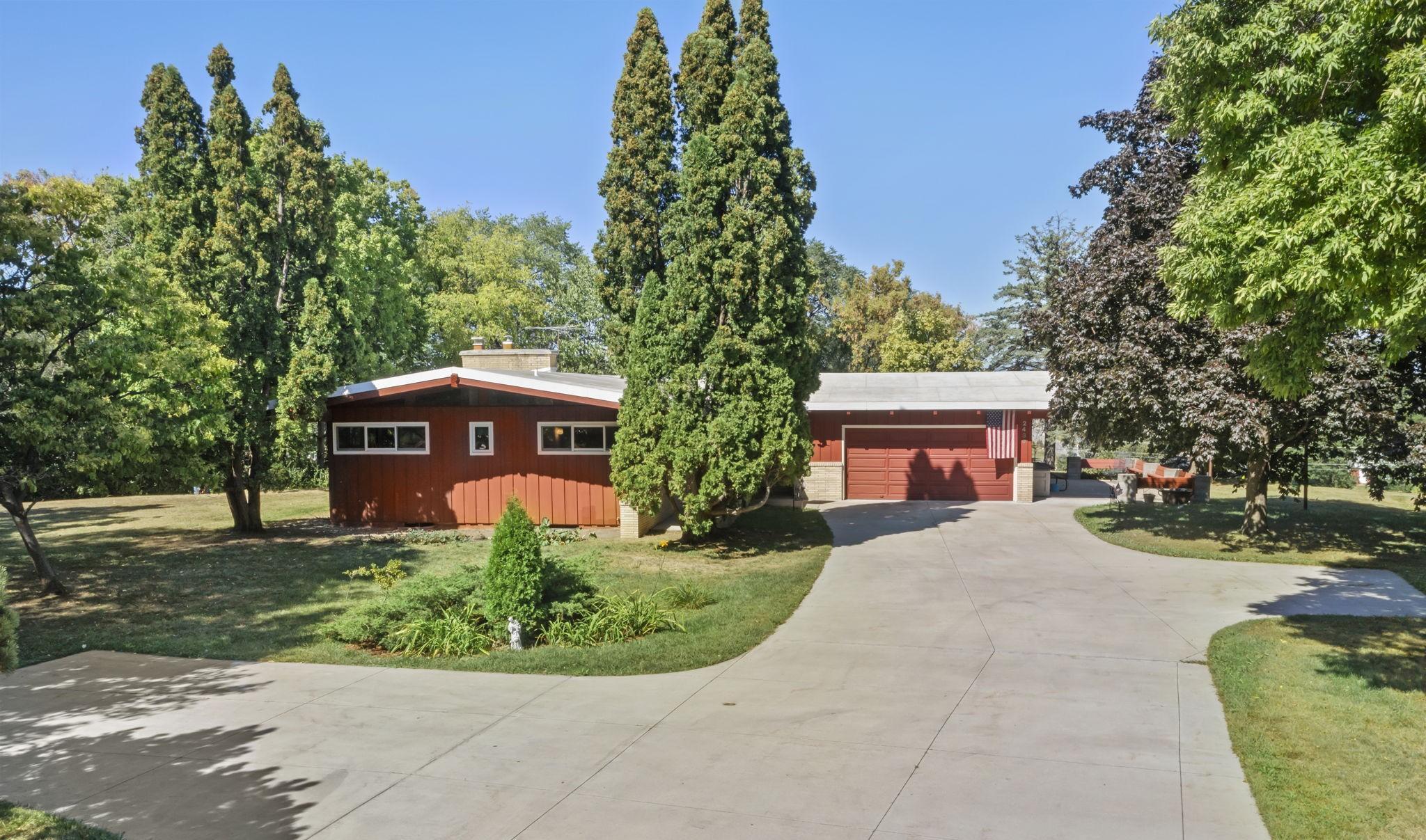 View of Single Family at 2439 Hauer Trail, Shakopee - Mike Wilen | Minnesota Team Real Estate
