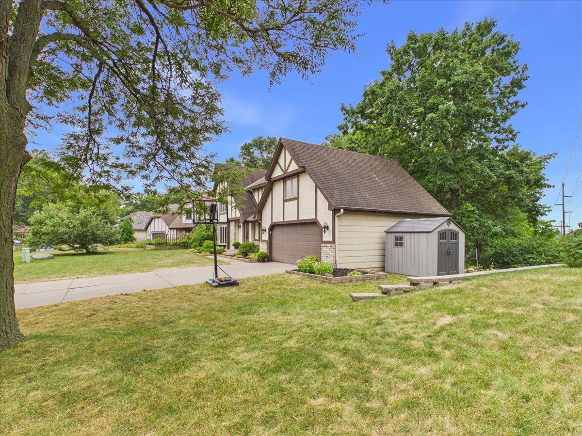 View of Residential at 4195 Norma Avenue, Arden Hills MN 55112, Arden Hills (21 of 77) - Mike Wilen | Minnesota Team Real Estate