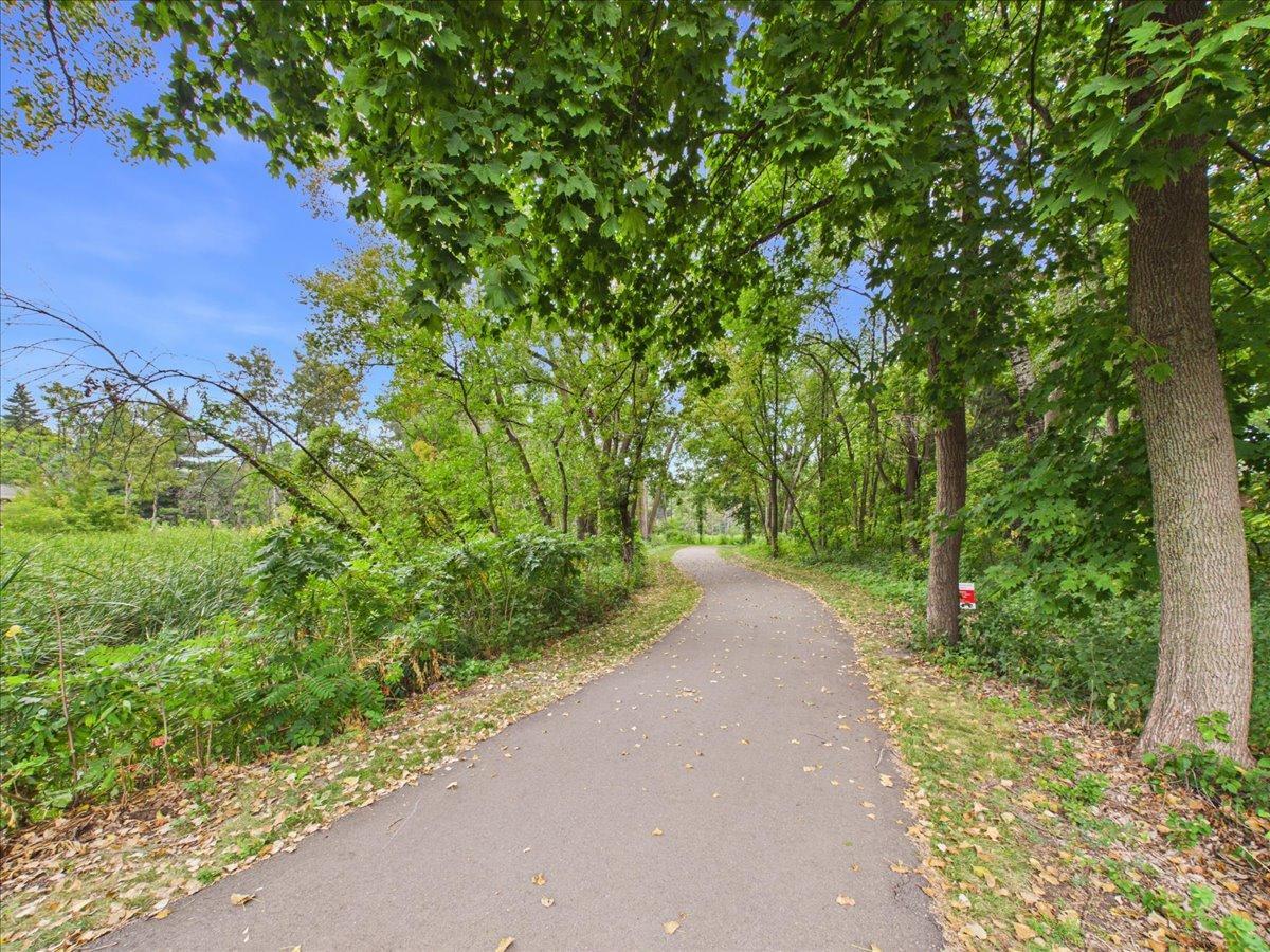 View of Residential at 4195 Norma Avenue, Arden Hills MN 55112, Arden Hills (19 of 77) - Mike Wilen | Minnesota Team Real Estate