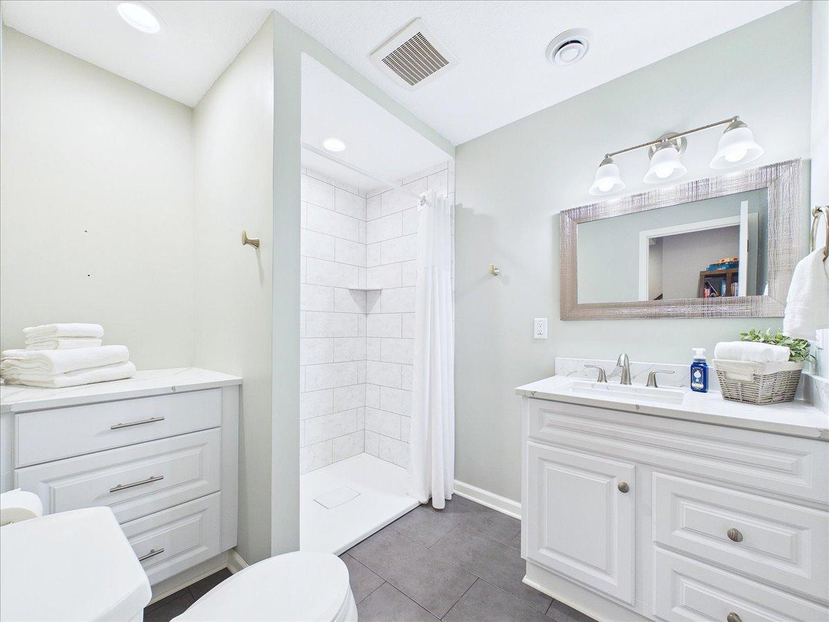 View of Residential at 4195 Norma Avenue, Arden Hills MN 55112, Arden Hills (56 of 77) - Mike Wilen | Minnesota Team Real Estate