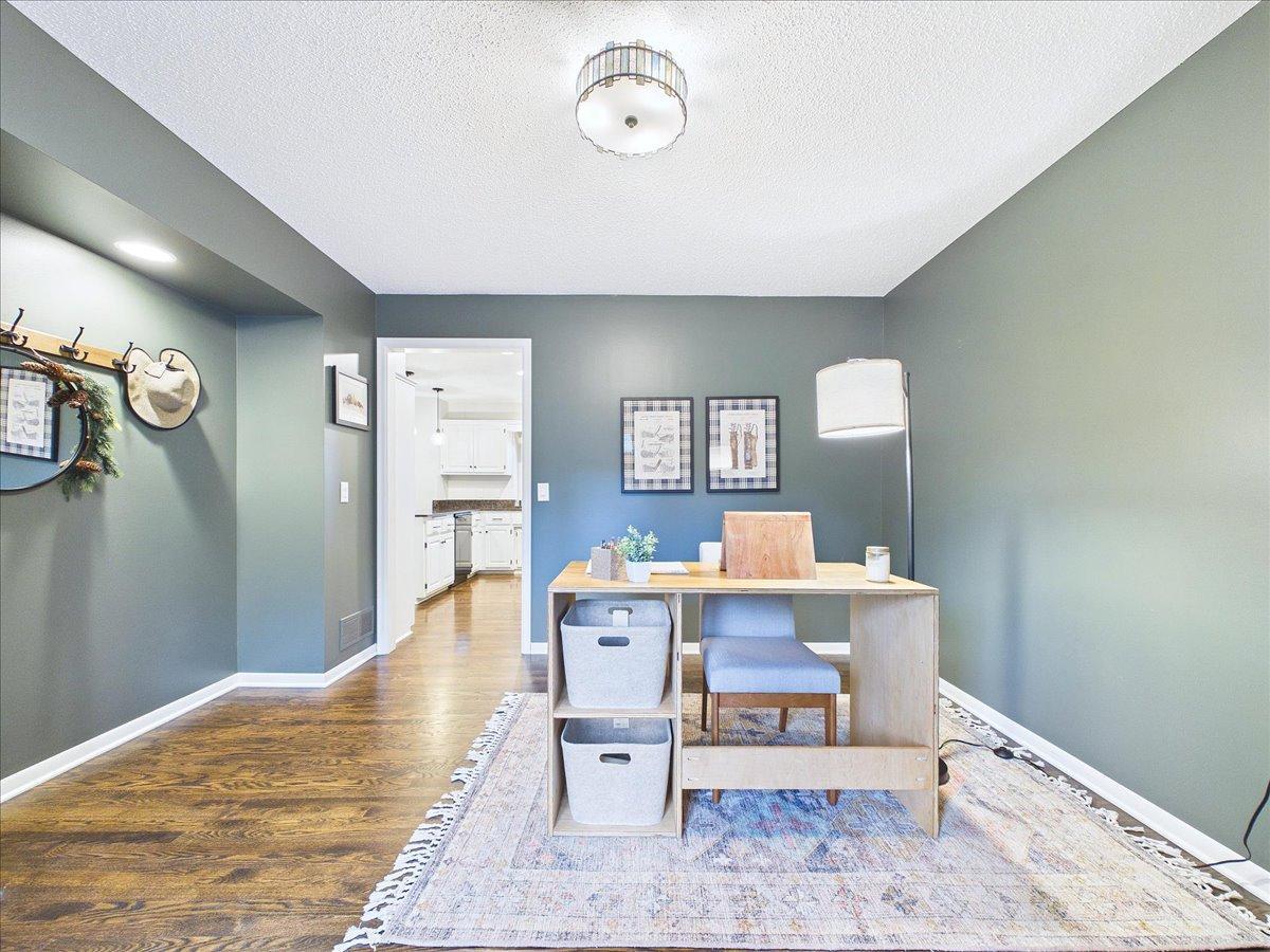 View of Residential at 4195 Norma Avenue, Arden Hills MN 55112, Arden Hills (32 of 77) - Mike Wilen | Minnesota Team Real Estate