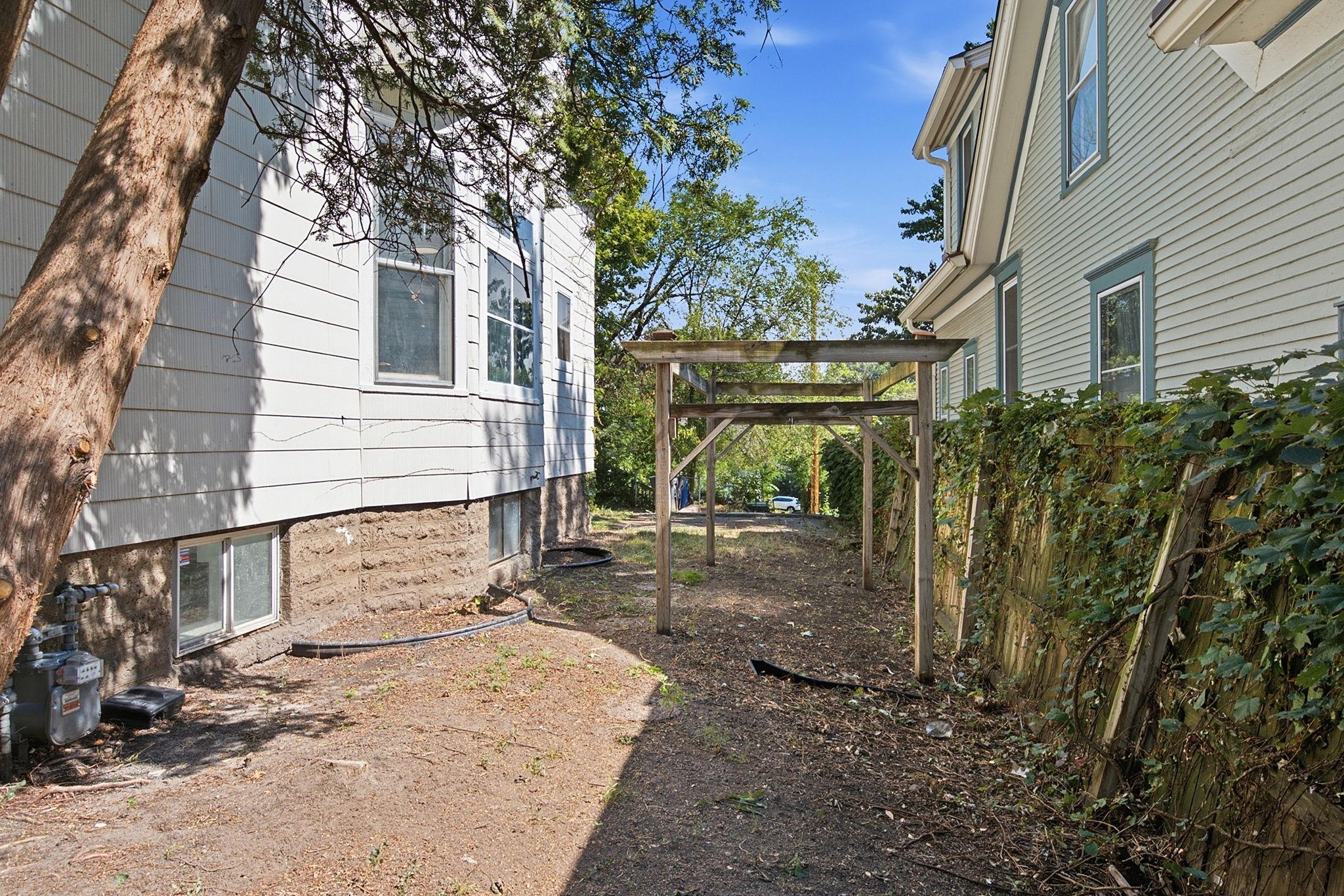 View of Residential at 1032 Desoto Street, Saint Paul MN 55130, Saint Paul (40 of 53) - Mike Wilen | Minnesota Team Real Estate