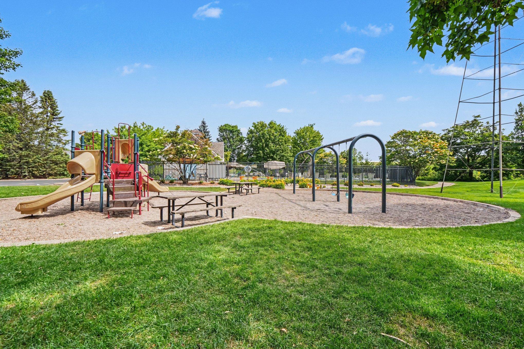 View of Residential at 15493 June Grass Lane, Eden Prairie MN 55347, Eden Prairie (49 of 51) - Mike Wilen | Minnesota Team Real Estate