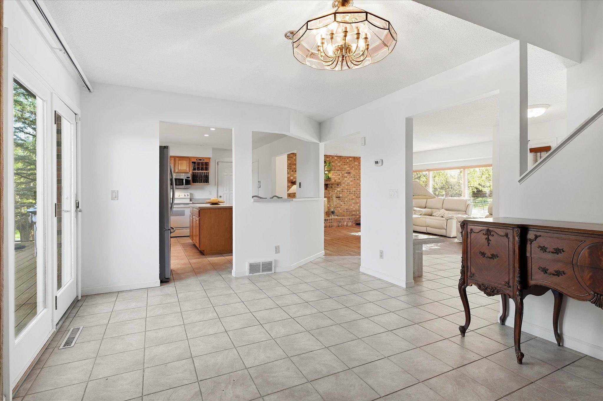View of Residential at 5431 Hilltop Avenue, Lake Elmo MN 55042, Lake Elmo (12 of 41) - Mike Wilen | Minnesota Team Real Estate