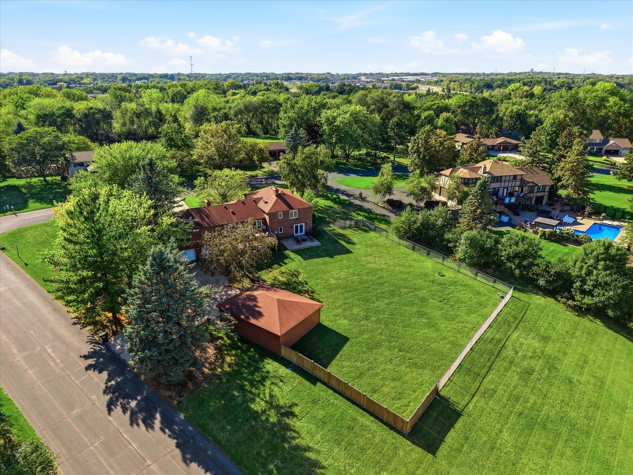 View of Residential at 5431 Hilltop Avenue, Lake Elmo MN 55042, Lake Elmo (39 of 41) - Mike Wilen | Minnesota Team Real Estate