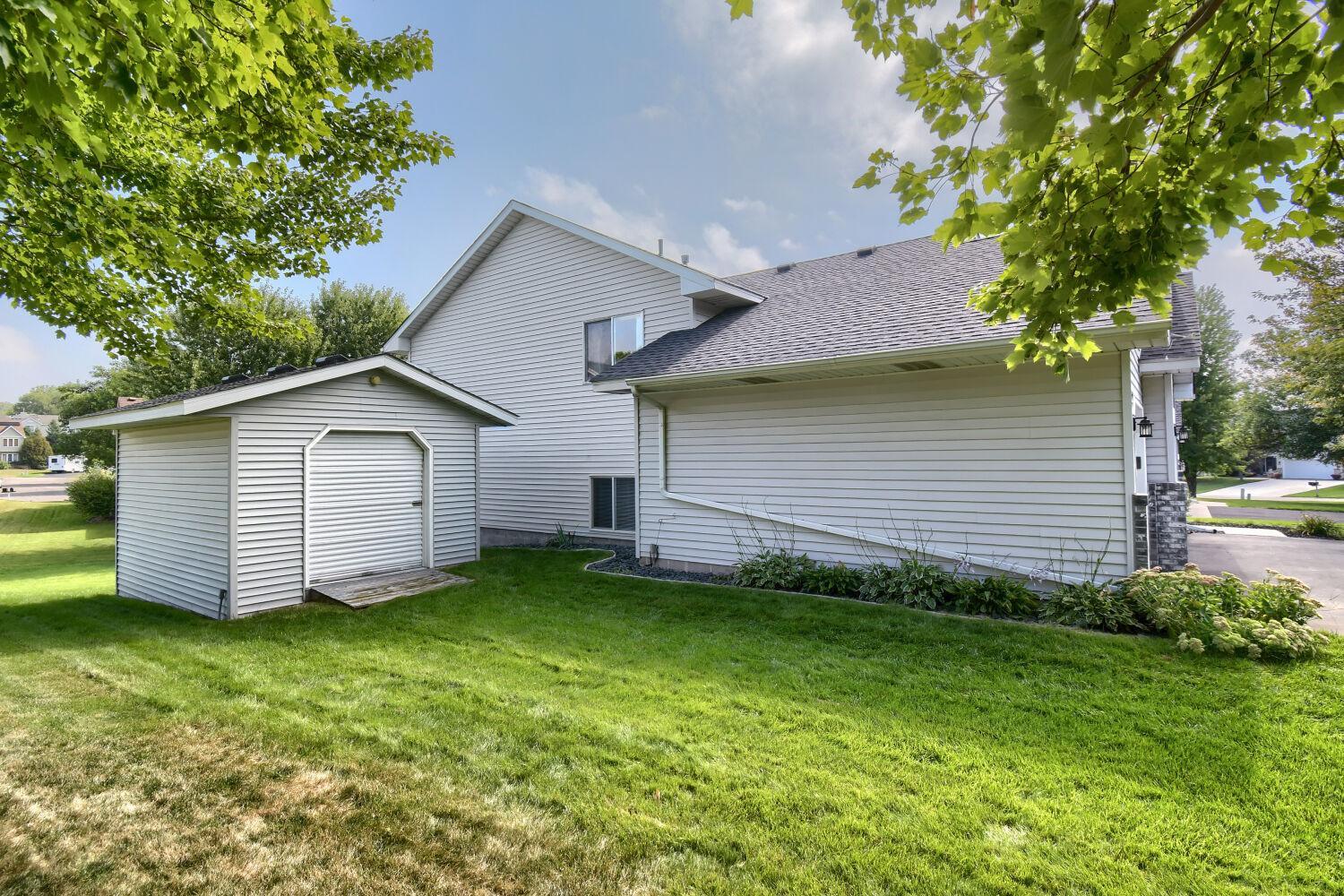 View of Residential at 224 Pendryn Hill Bay, Woodbury MN 55125, Woodbury (28 of 32) - Mike Wilen | Minnesota Team Real Estate