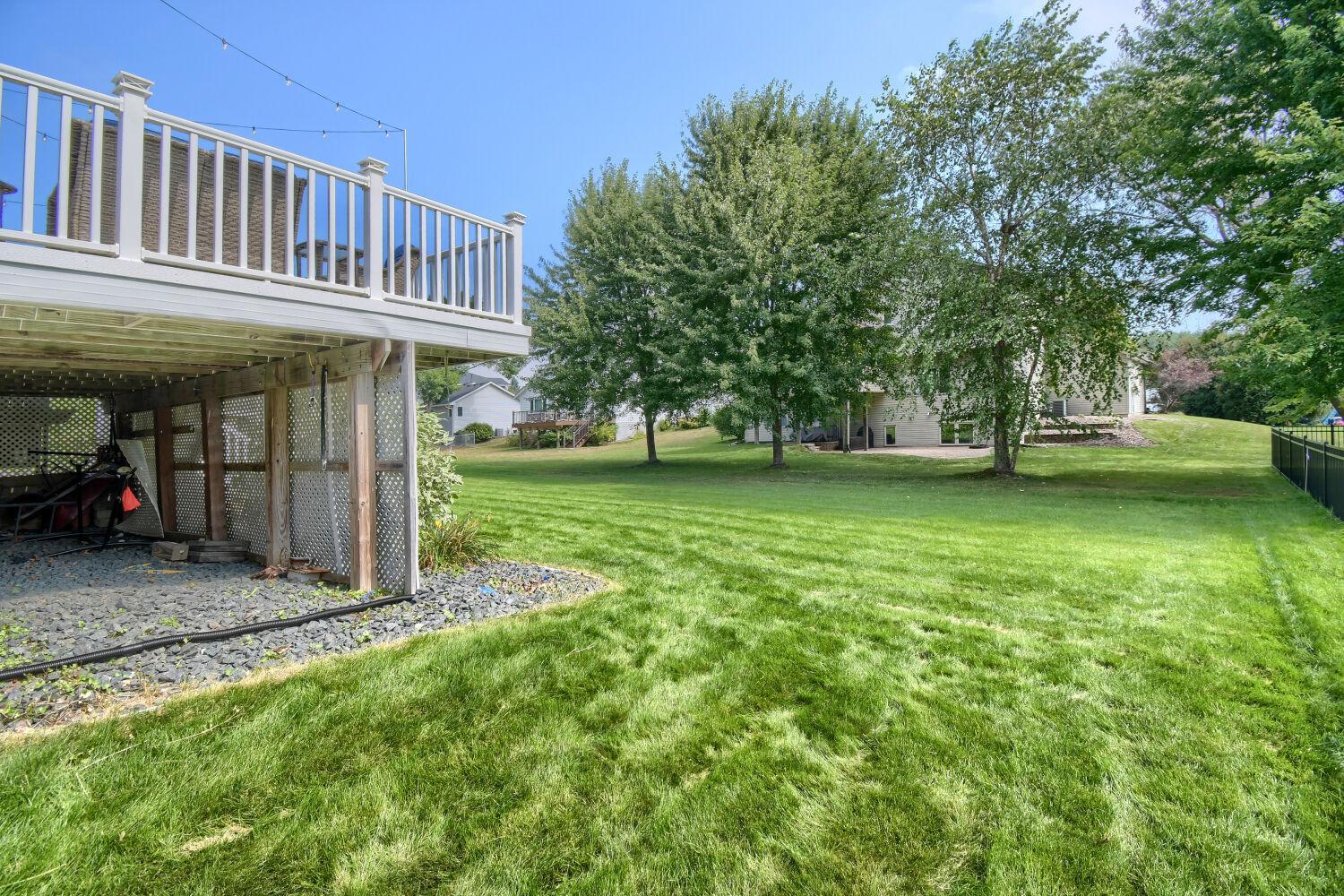 View of Residential at 224 Pendryn Hill Bay, Woodbury MN 55125, Woodbury (24 of 32) - Mike Wilen | Minnesota Team Real Estate