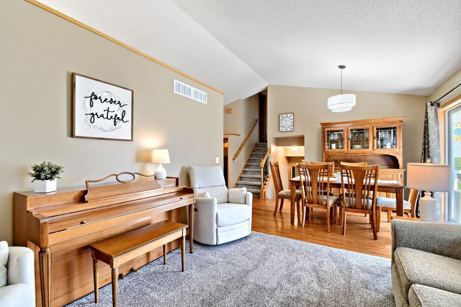 View of Residential at 224 Pendryn Hill Bay, Woodbury MN 55125, Woodbury (11 of 32) - Mike Wilen | Minnesota Team Real Estate