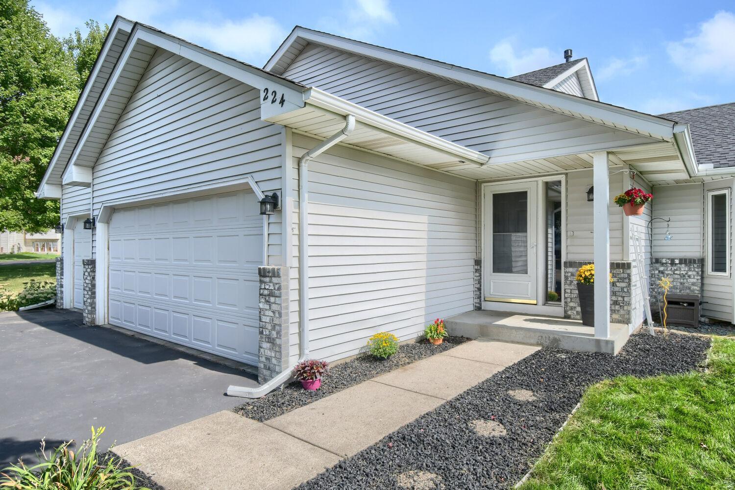View of Residential at 224 Pendryn Hill Bay, Woodbury MN 55125, Woodbury (2 of 32) - Mike Wilen | Minnesota Team Real Estate