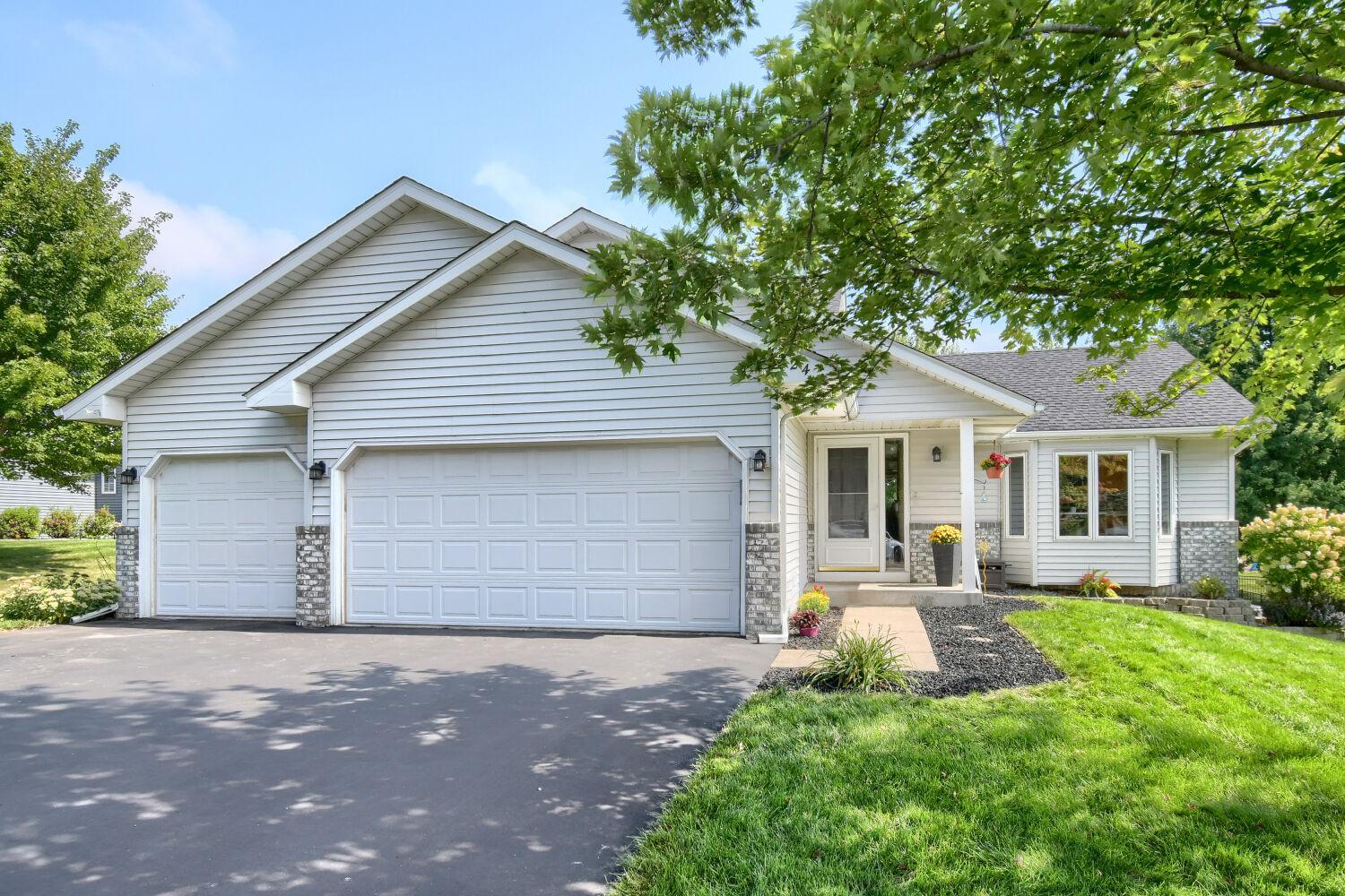View of Residential at 224 Pendryn Hill Bay, Woodbury MN 55125, Woodbury - Mike Wilen | Minnesota Team Real Estate