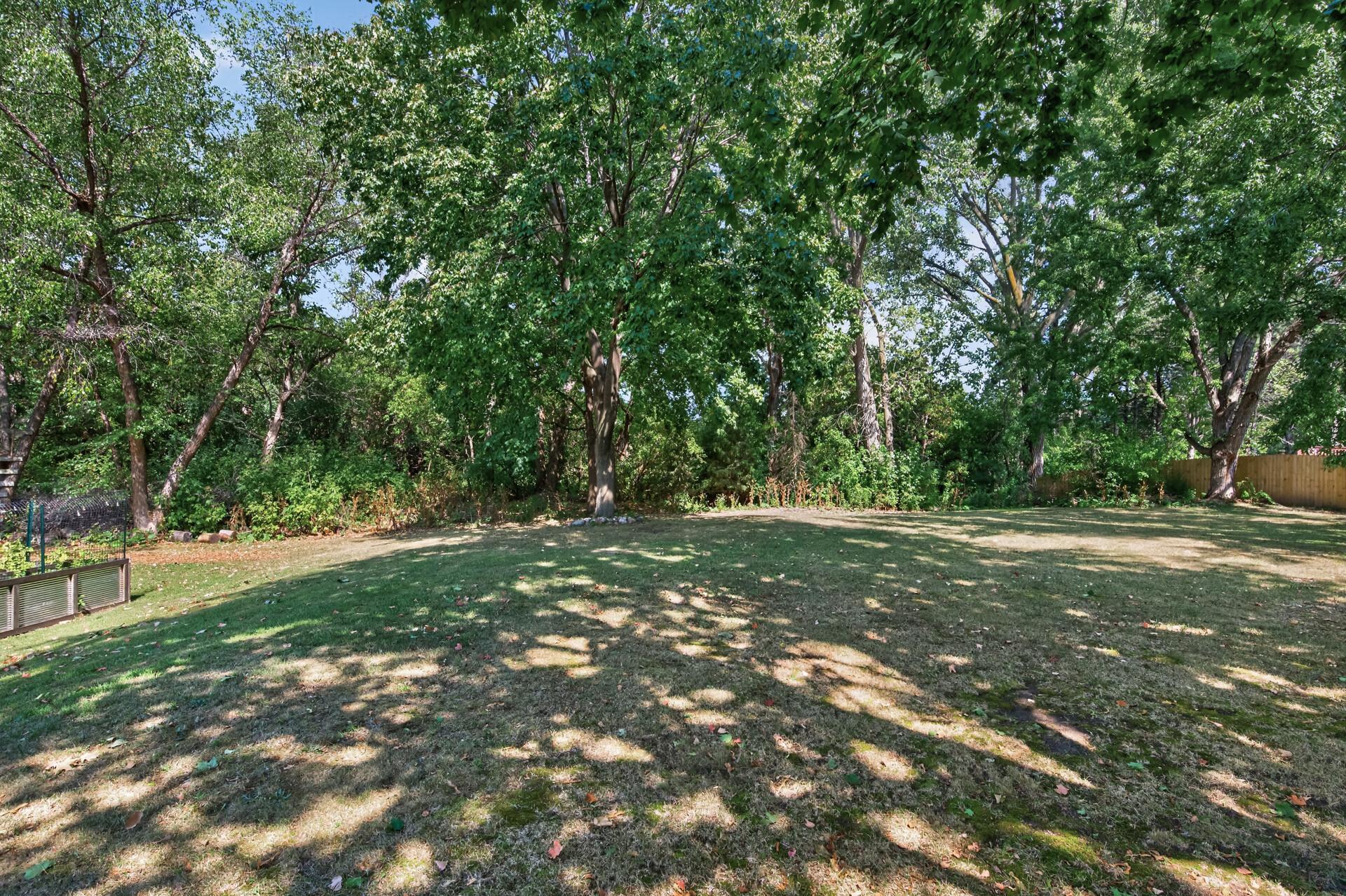 View of Residential at 11901 River Hills Circle, Burnsville MN 55337, Burnsville (48 of 50) - Mike Wilen | Minnesota Team Real Estate
