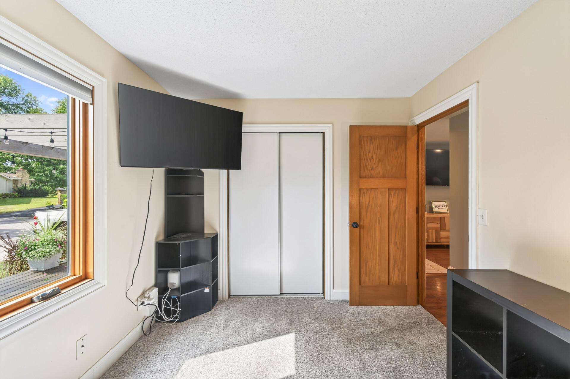 View of Residential at 11901 River Hills Circle, Burnsville MN 55337, Burnsville (17 of 50) - Mike Wilen | Minnesota Team Real Estate