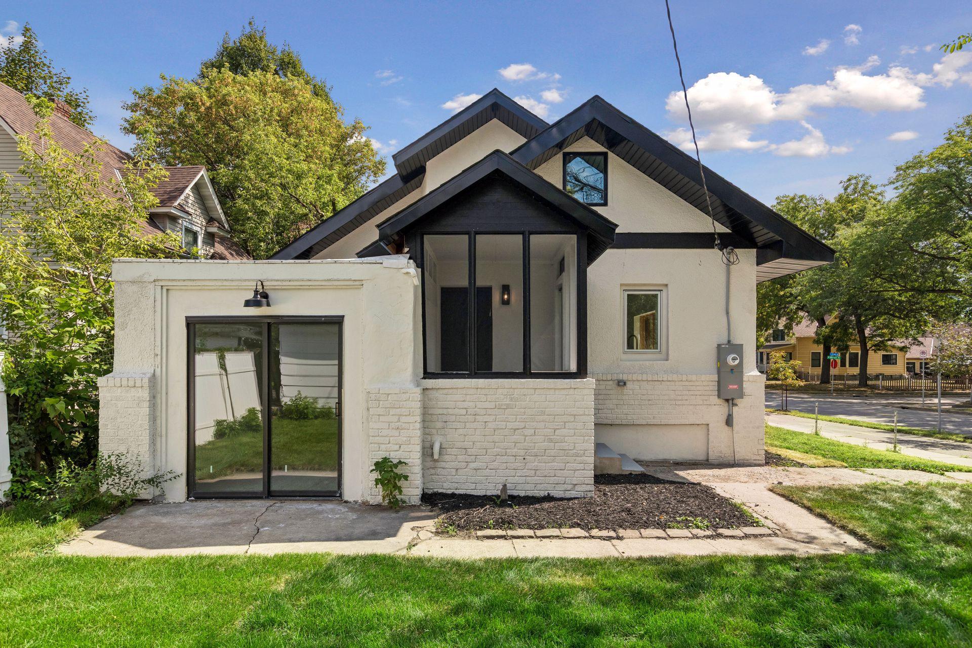 View of Residential at 2601 Morgan Avenue, Minneapolis MN 55411, Minneapolis (37 of 40) - Mike Wilen | Minnesota Team Real Estate