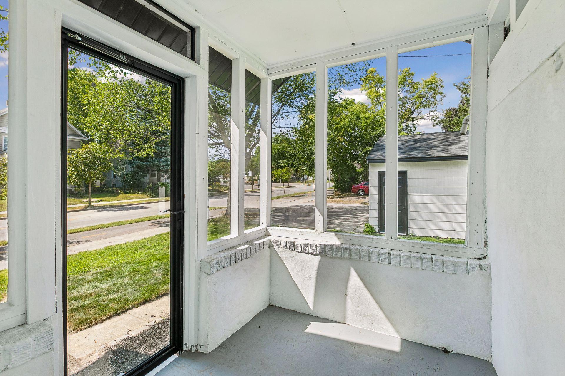 View of Residential at 2601 Morgan Avenue, Minneapolis MN 55411, Minneapolis (34 of 40) - Mike Wilen | Minnesota Team Real Estate