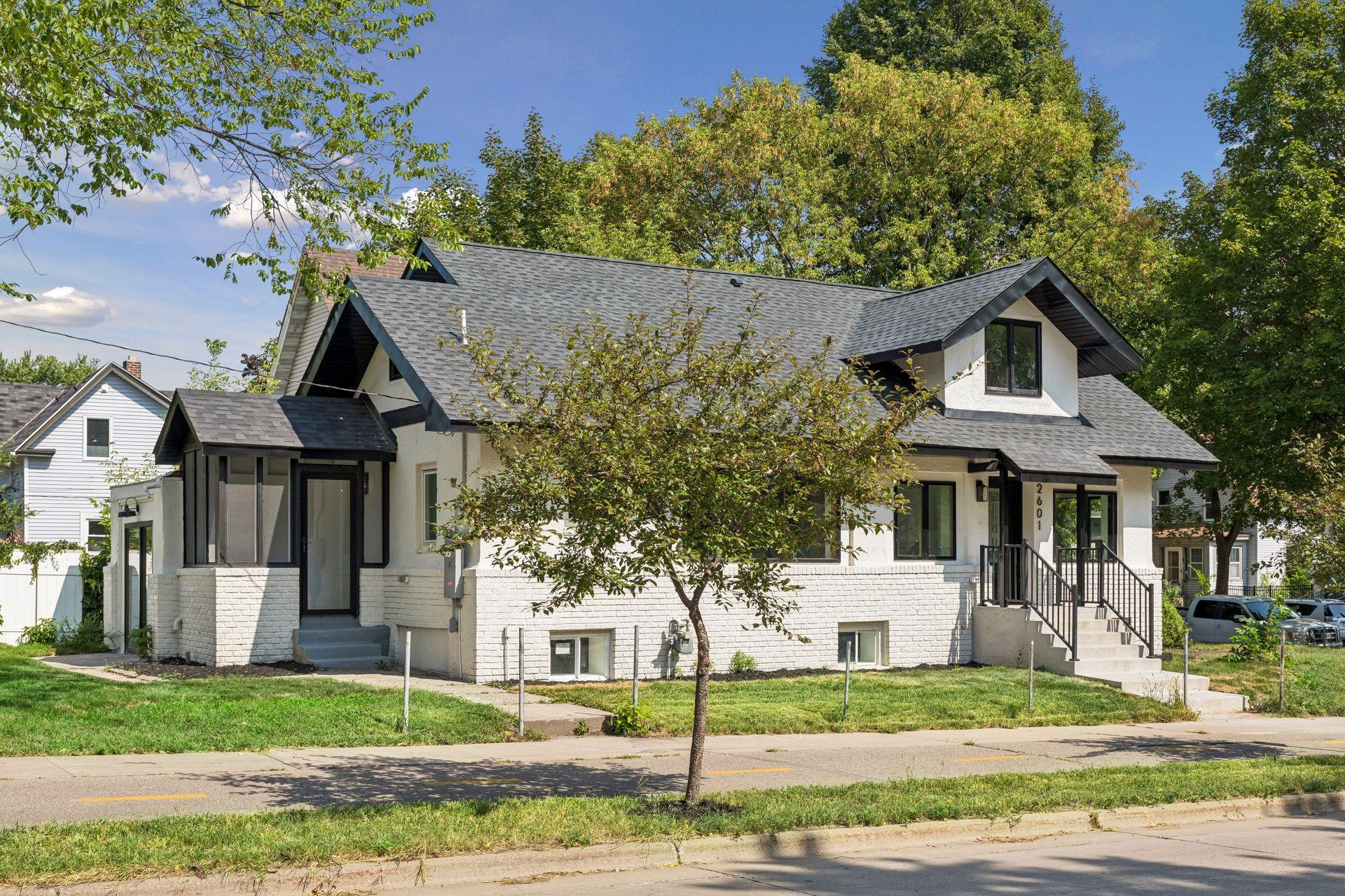 View of Residential at 2601 Morgan Avenue, Minneapolis MN 55411, Minneapolis (3 of 40) - Mike Wilen | Minnesota Team Real Estate