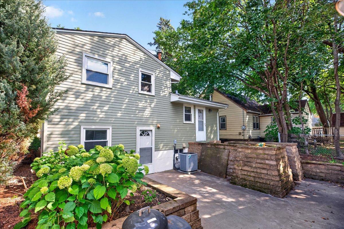View of Residential at 2620 Toledo Avenue, Saint Louis Park MN 55416, Saint Louis Park (34 of 40) - Mike Wilen | Minnesota Team Real Estate