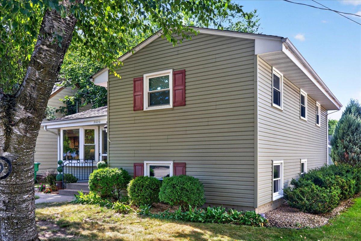 View of Residential at 2620 Toledo Avenue, Saint Louis Park MN 55416, Saint Louis Park (36 of 40) - Mike Wilen | Minnesota Team Real Estate