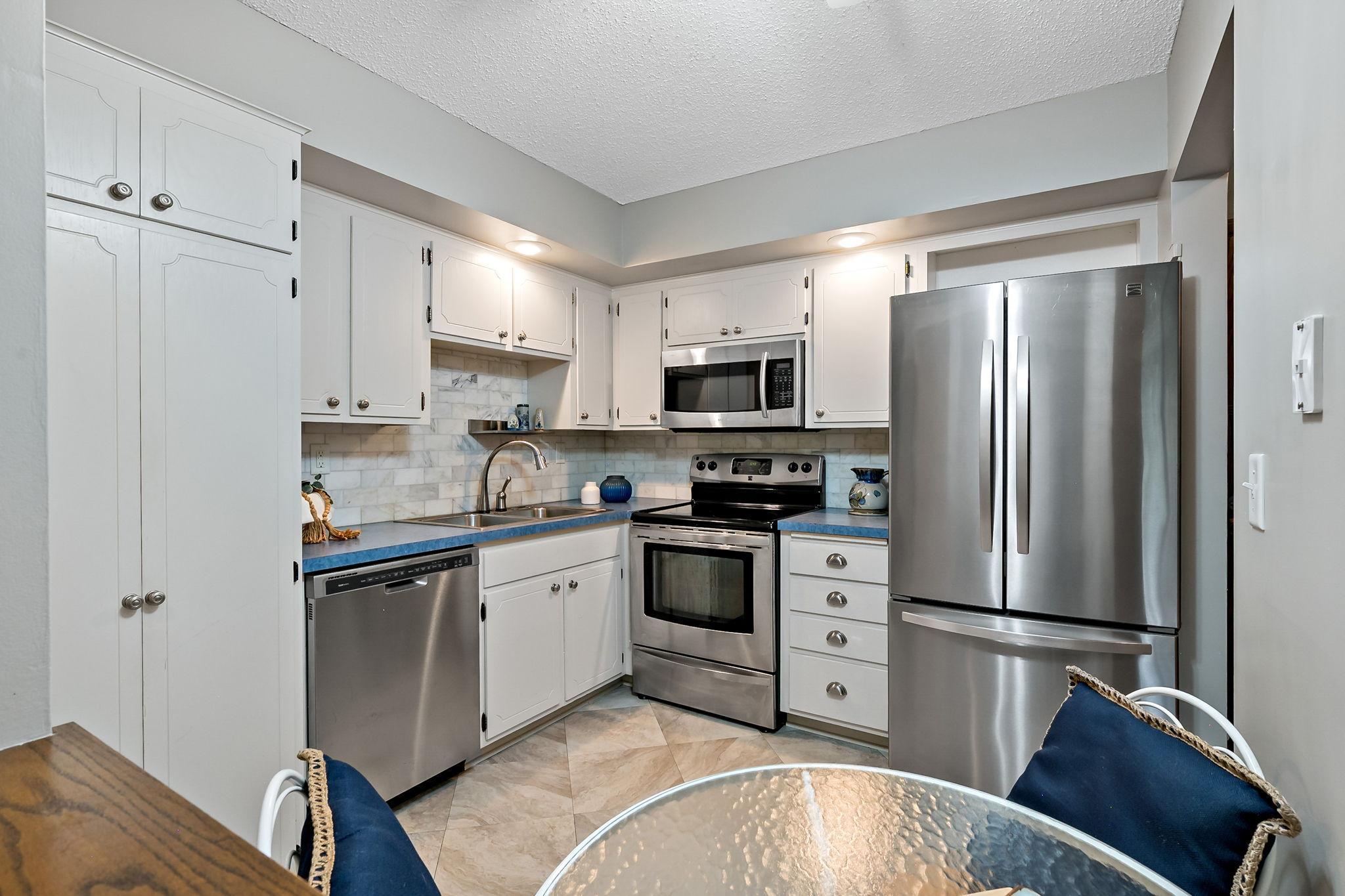 View of Residential at 12600 Parkwood Drive #316, Burnsville MN 55337, Burnsville (4 of 34) - Mike Wilen | Minnesota Team Real Estate