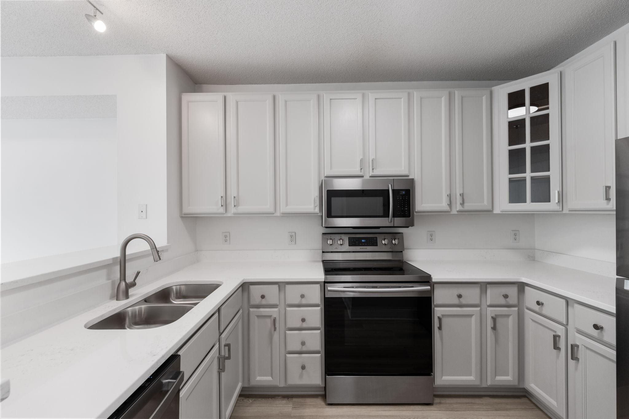 View of Residential at 660 2nd Street #301, Minneapolis MN 55401, Minneapolis (9 of 43) - Mike Wilen | Minnesota Team Real Estate