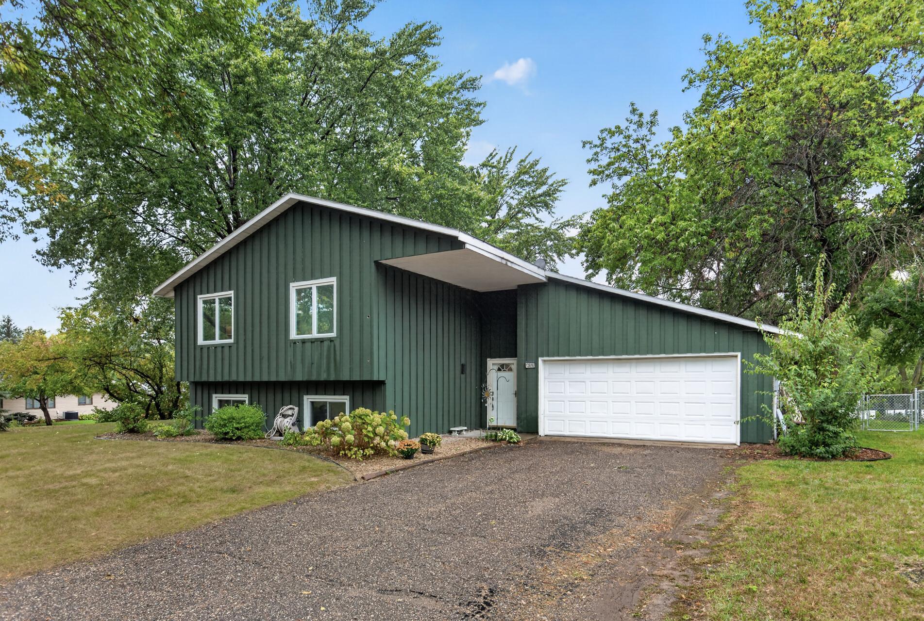 View of Single Family at 13616 137th Place, Burnsville - Mike Wilen | Minnesota Team Real Estate