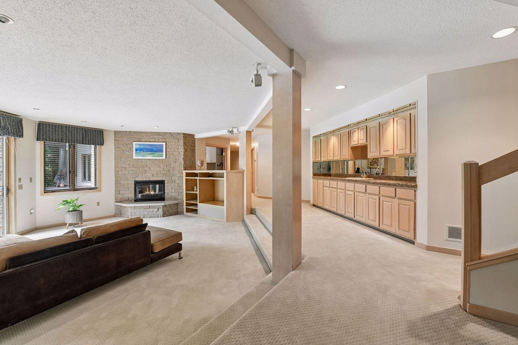 View of Residential at 15300 Wild Wings, Minnetonka MN 55345, Minnetonka (21 of 37) - Mike Wilen | Minnesota Team Real Estate