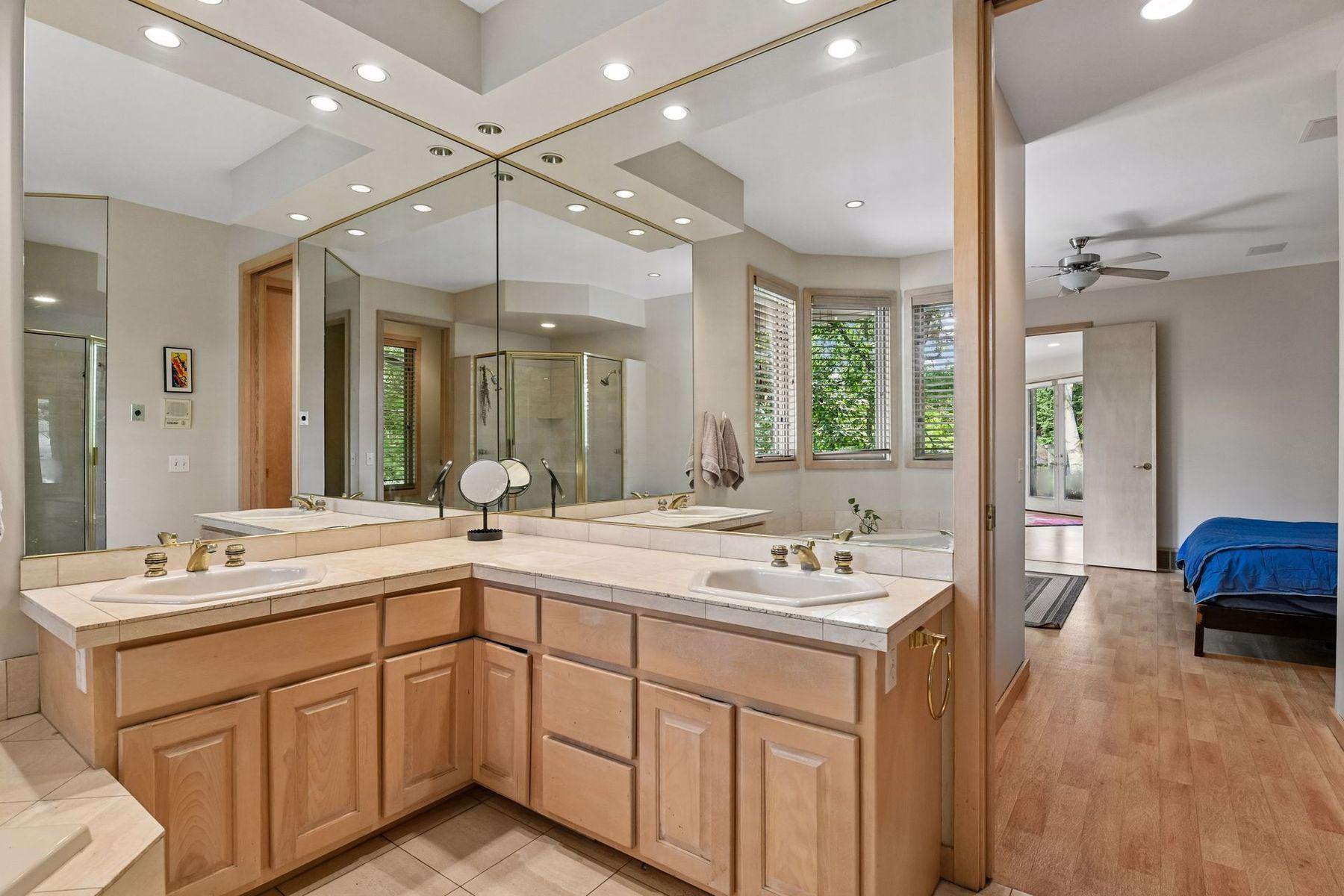 View of Residential at 15300 Wild Wings, Minnetonka MN 55345, Minnetonka (19 of 37) - Mike Wilen | Minnesota Team Real Estate
