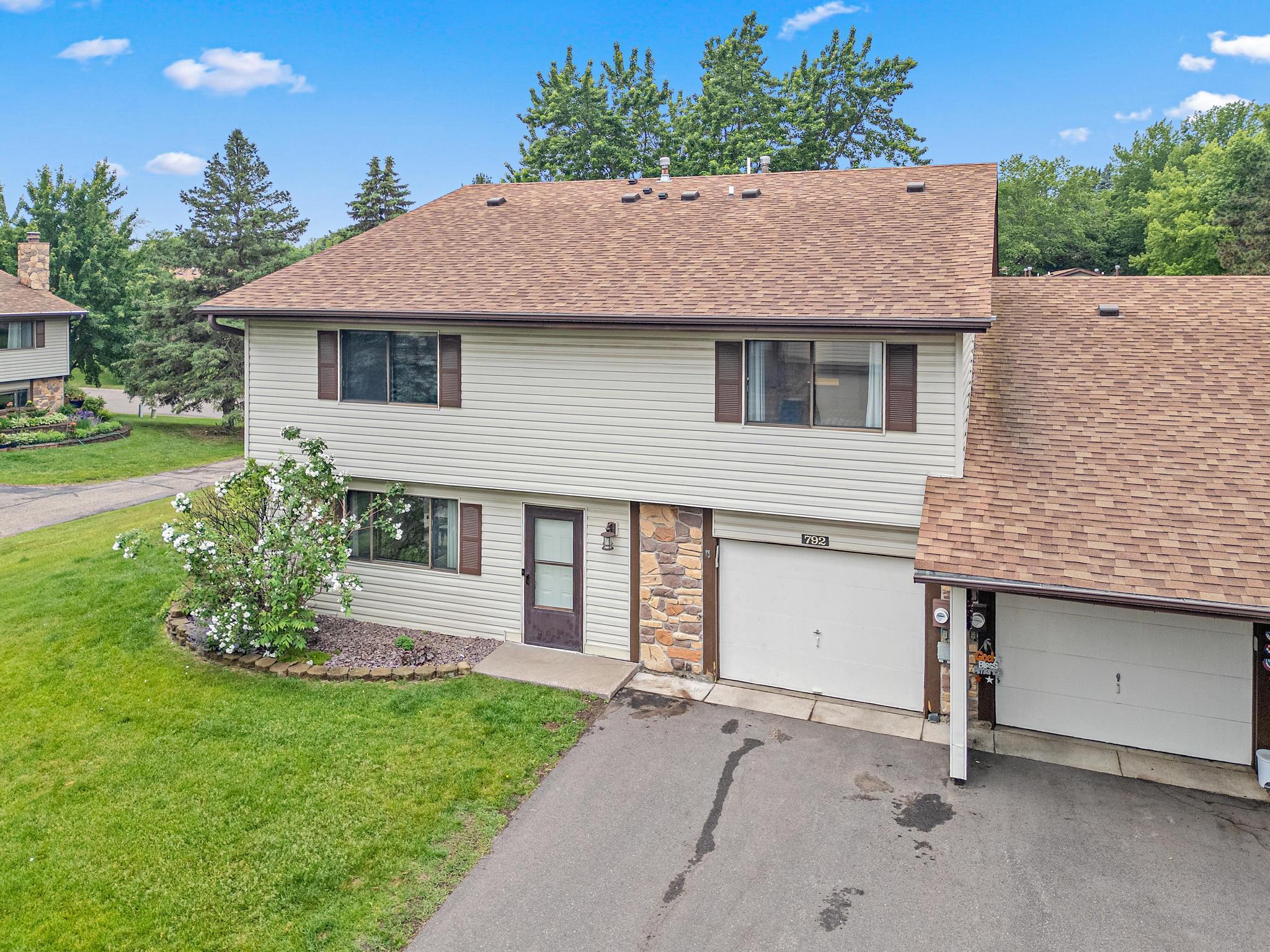 View of Residential at 792 Tanglewood Drive, Shoreview MN 55126, Shoreview (27 of 33) - Mike Wilen | Minnesota Team Real Estate