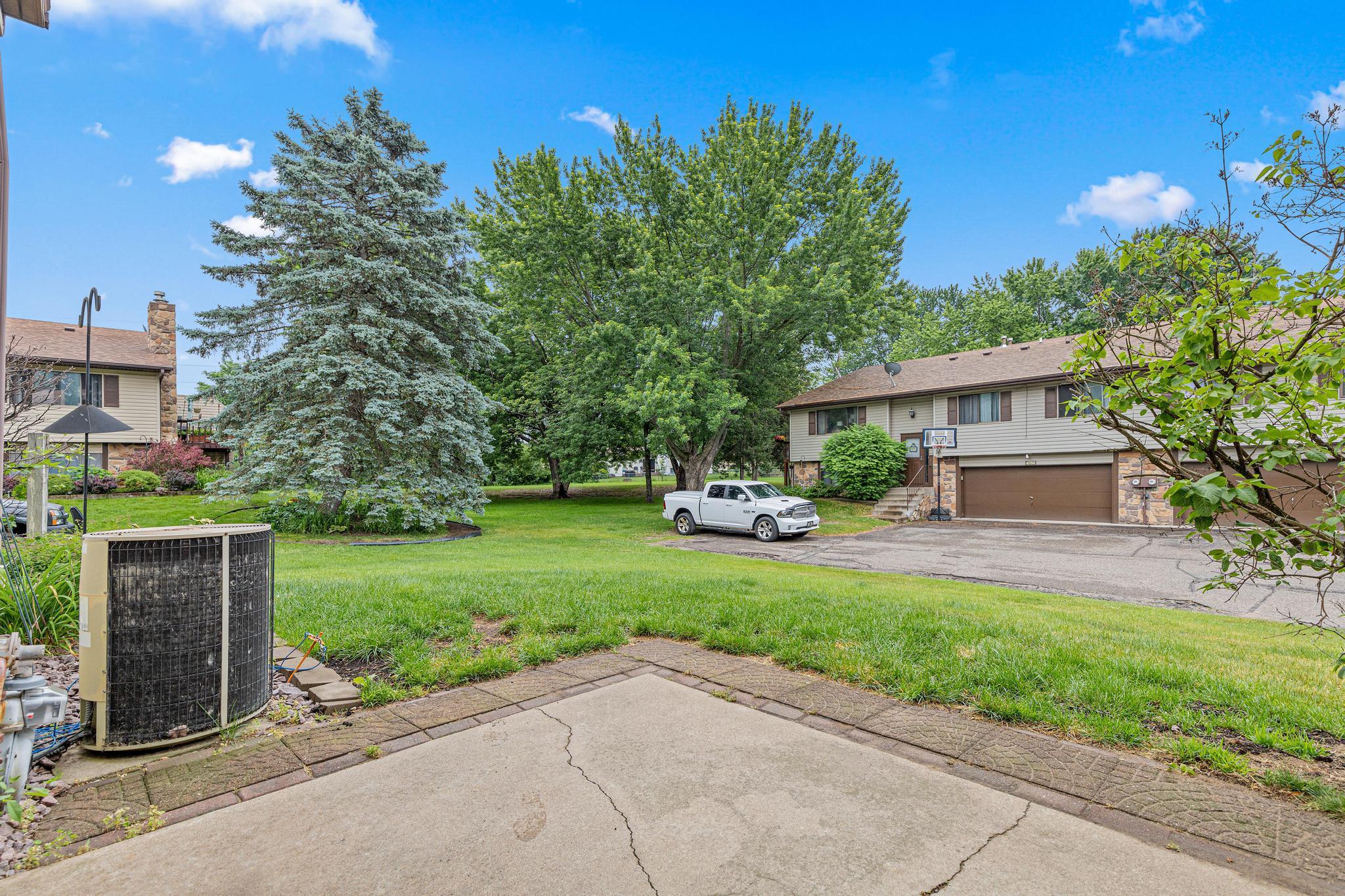 View of Residential at 792 Tanglewood Drive, Shoreview MN 55126, Shoreview (29 of 33) - Mike Wilen | Minnesota Team Real Estate