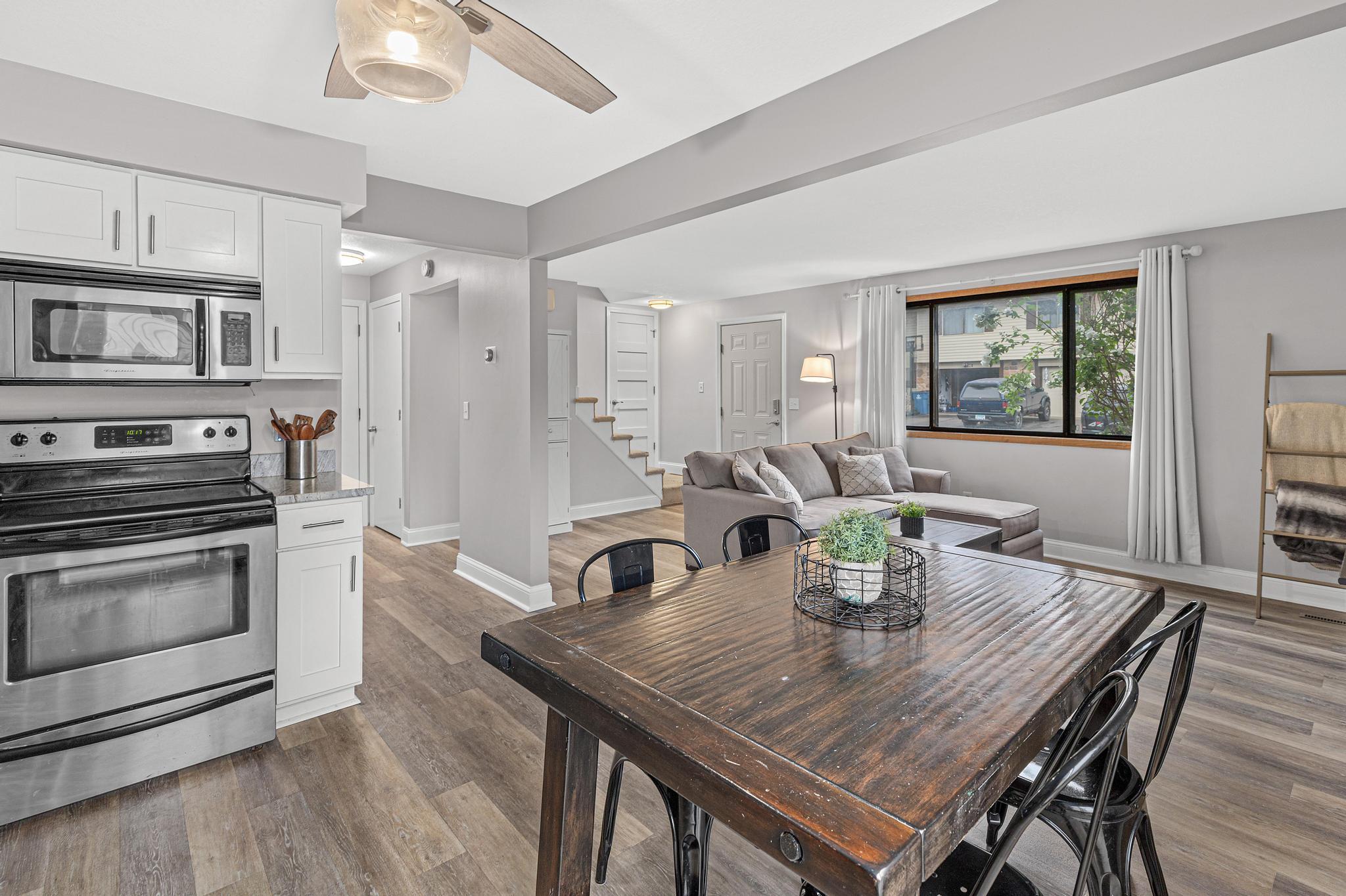 View of Residential at 792 Tanglewood Drive, Shoreview MN 55126, Shoreview (14 of 33) - Mike Wilen | Minnesota Team Real Estate