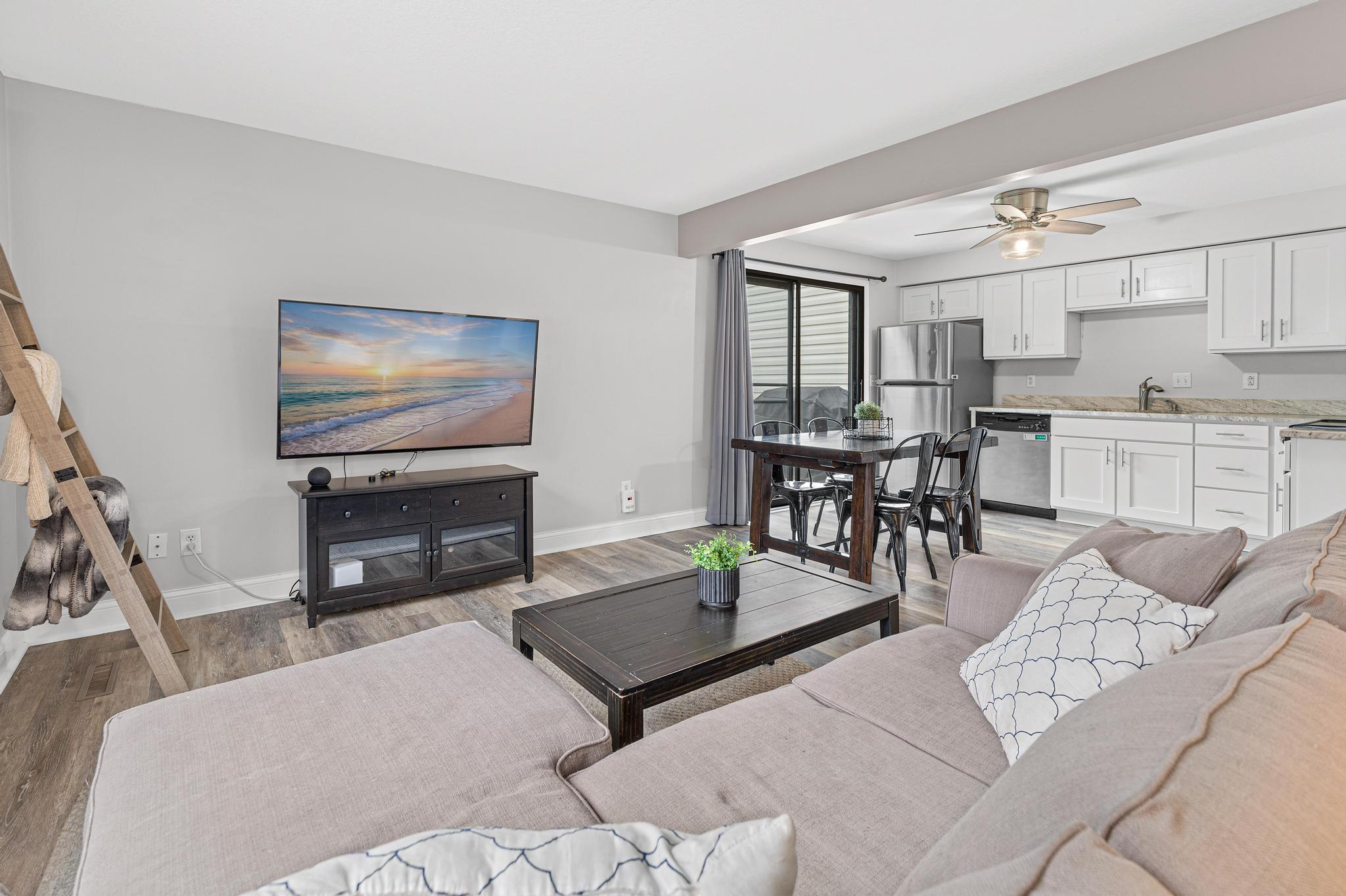 View of Residential at 792 Tanglewood Drive, Shoreview MN 55126, Shoreview (10 of 33) - Mike Wilen | Minnesota Team Real Estate