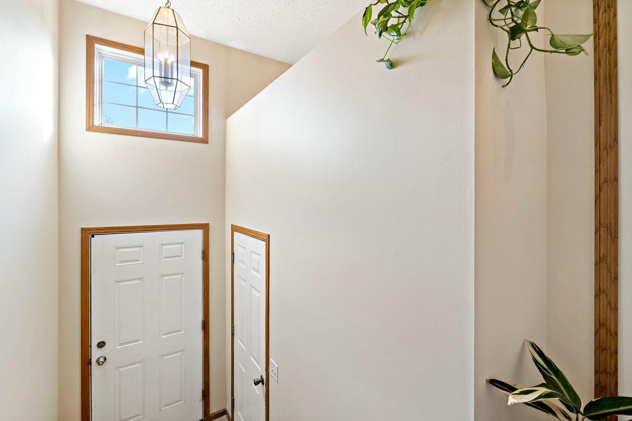 View of Residential at 5403 Elm Grove Avenue, New Hope MN 55428, New Hope (5 of 23) - Mike Wilen | Minnesota Team Real Estate