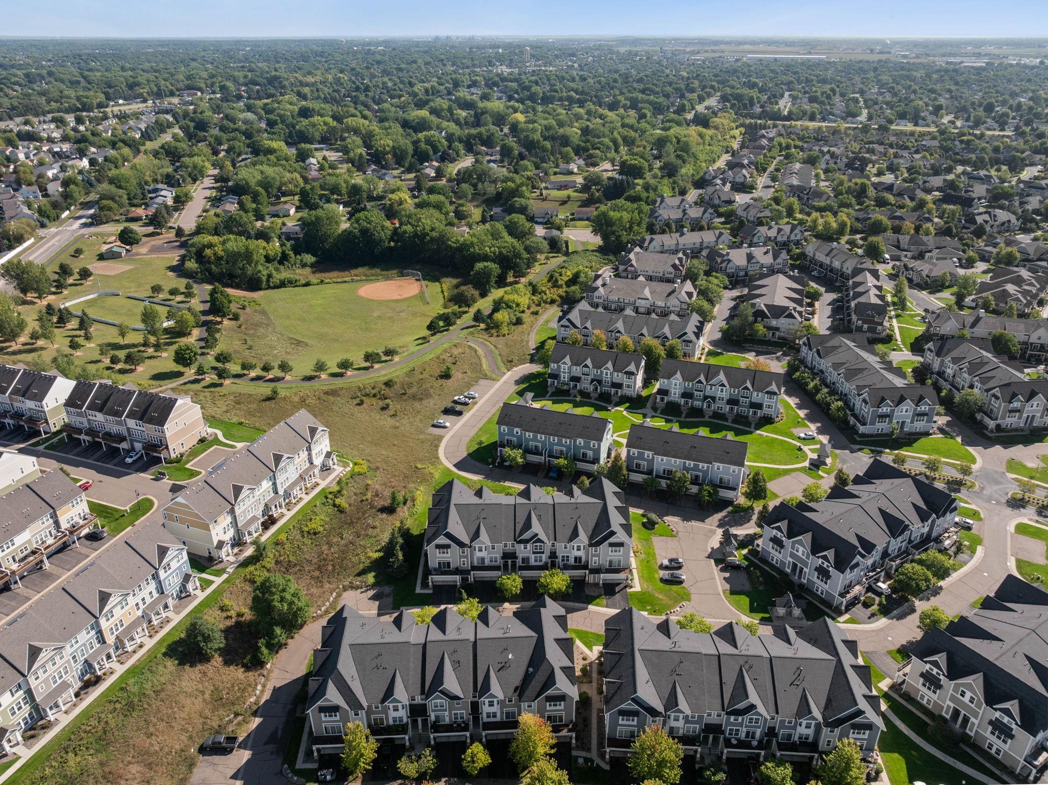 View of Residential at 15593 Early Bird Circle #307, Apple Valley MN 55124, Apple Valley (23 of 30) - Mike Wilen | Minnesota Team Real Estate