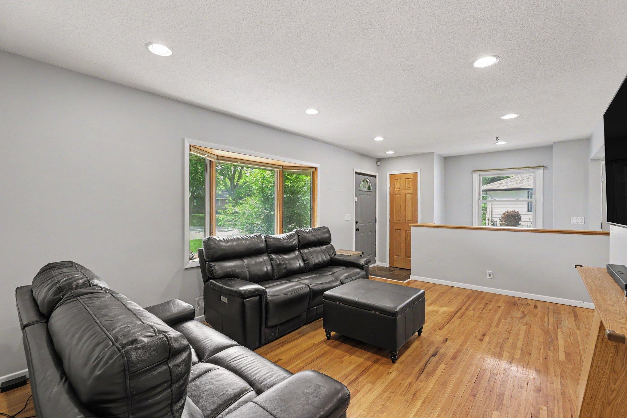 View of Residential at 6550 81st Street, Cottage Grove MN 55016, Cottage Grove (8 of 26) - Mike Wilen | Minnesota Team Real Estate