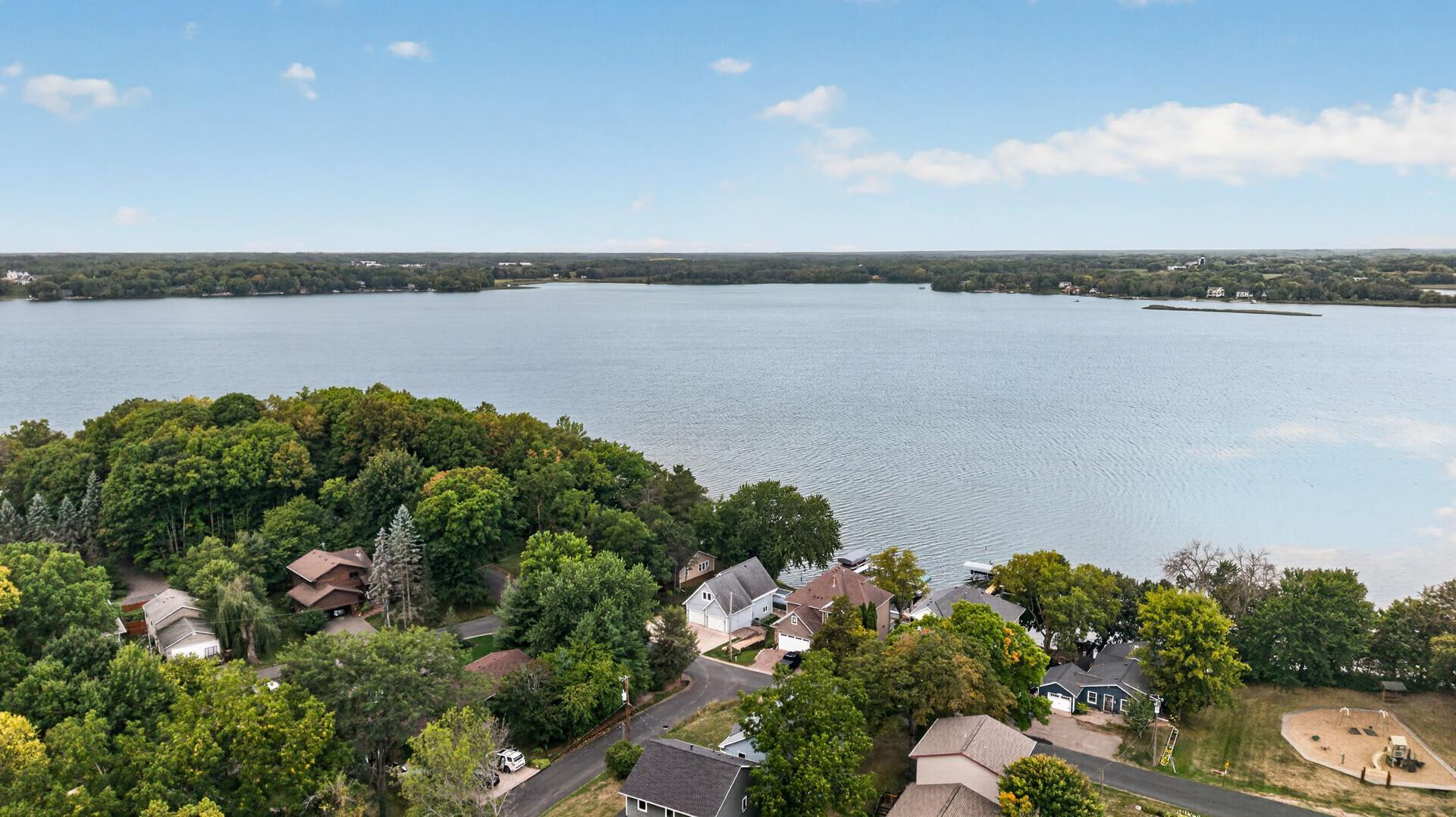 View of Residential at 2937 Lake Shore Avenue, Maple Plain MN 55359, Maple Plain (60 of 73) - Mike Wilen | Minnesota Team Real Estate