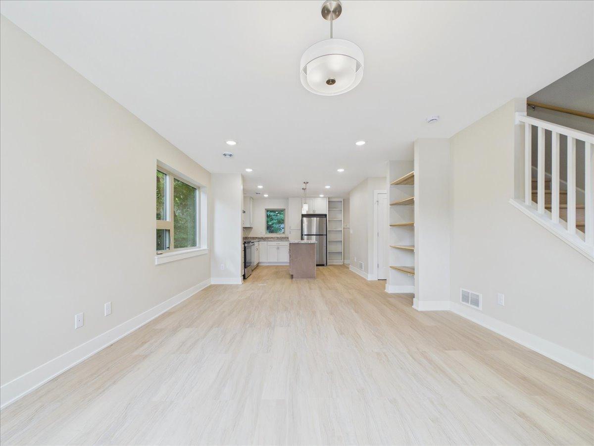 View of Residential at 2911 4th Street, Minneapolis MN 55411, Minneapolis (6 of 32) - Mike Wilen | Minnesota Team Real Estate